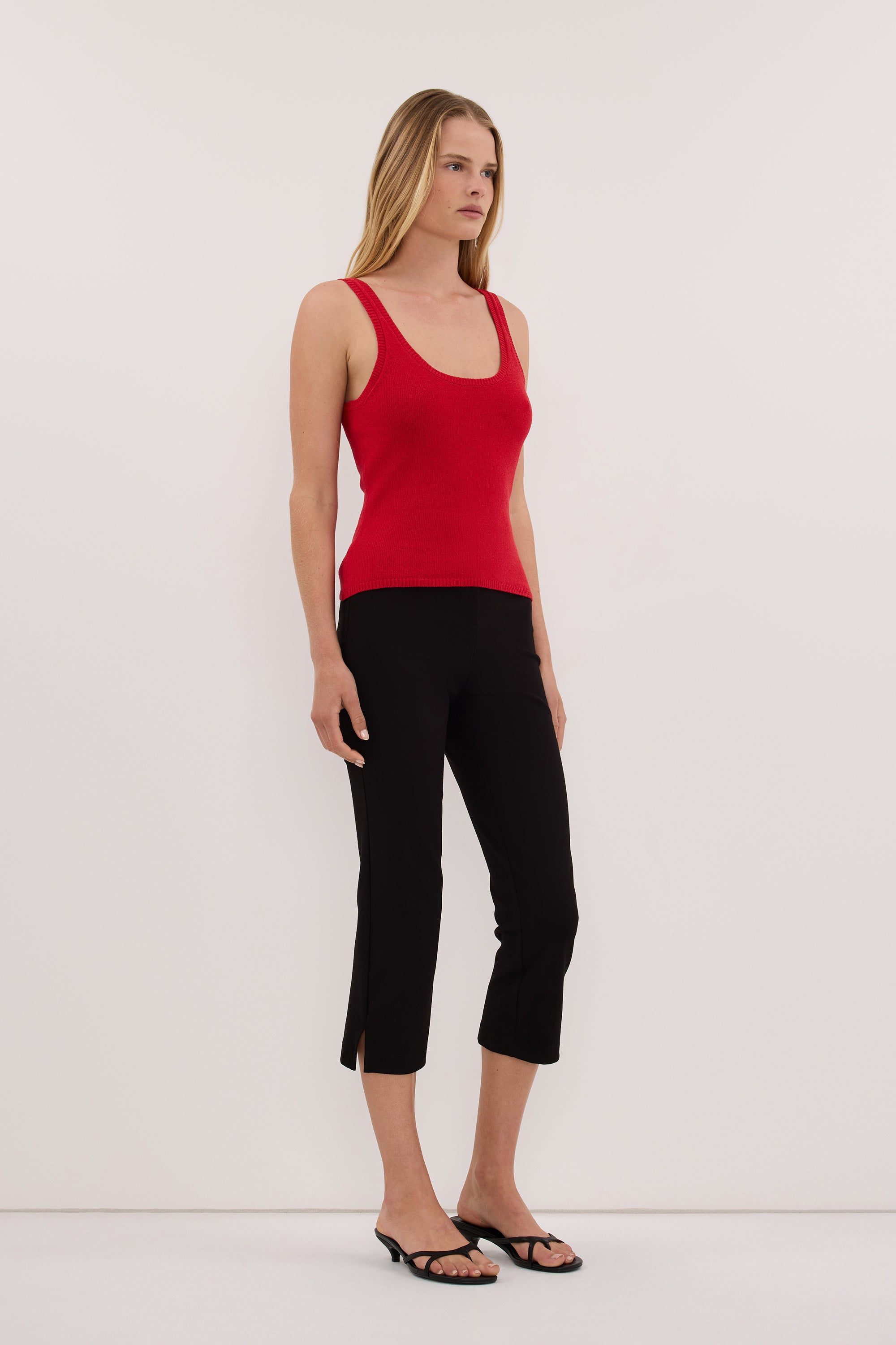 BRIGETTE RED KNIT TANK – DISSH