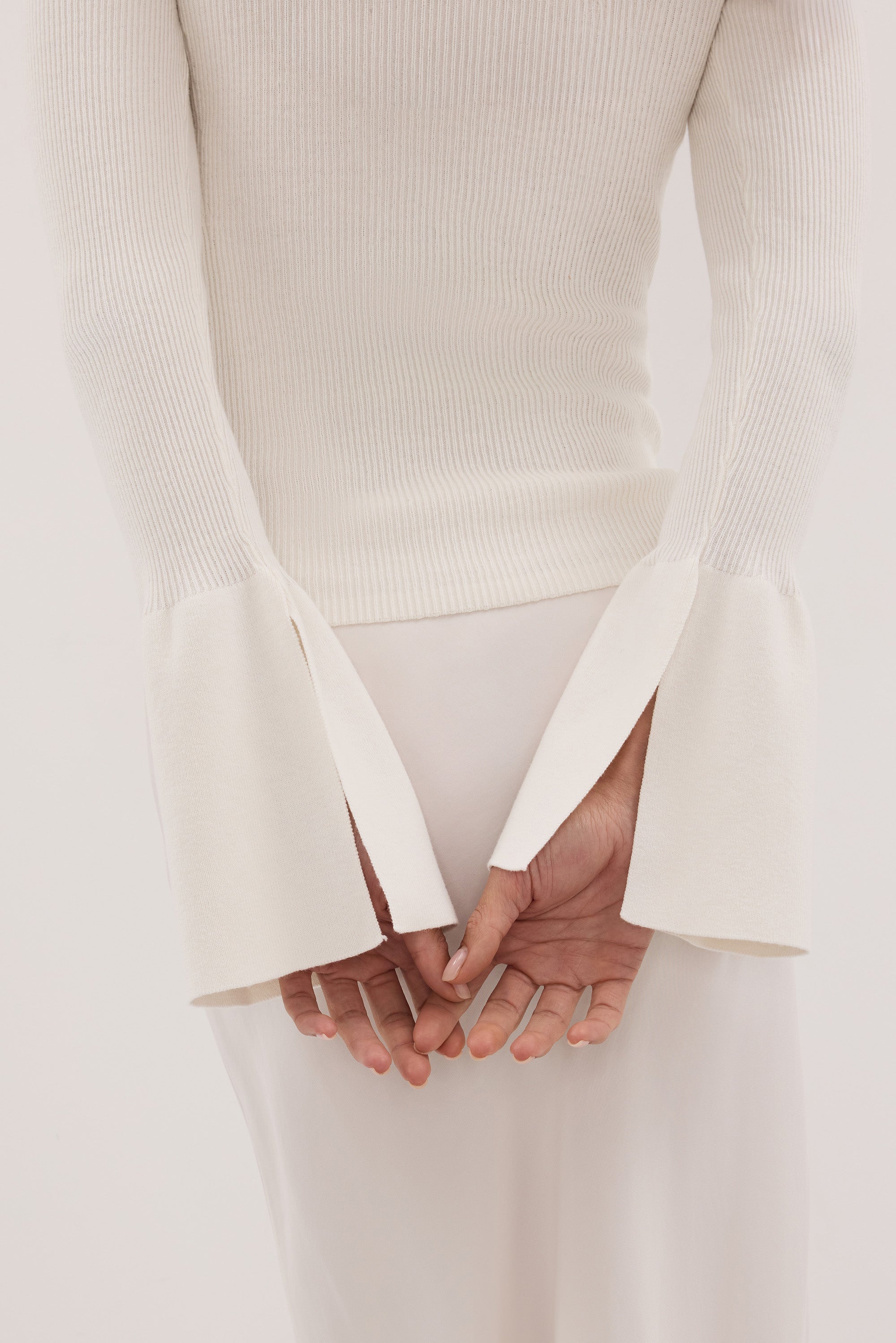 VARA OFF WHITE LONG SLEEVE KNIT TOP
