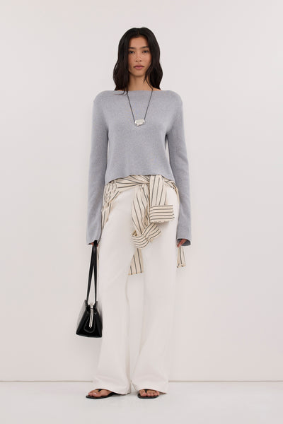 Zoey wearing ILLARIA GREY WIDE SLEEVE KNIT TOP
