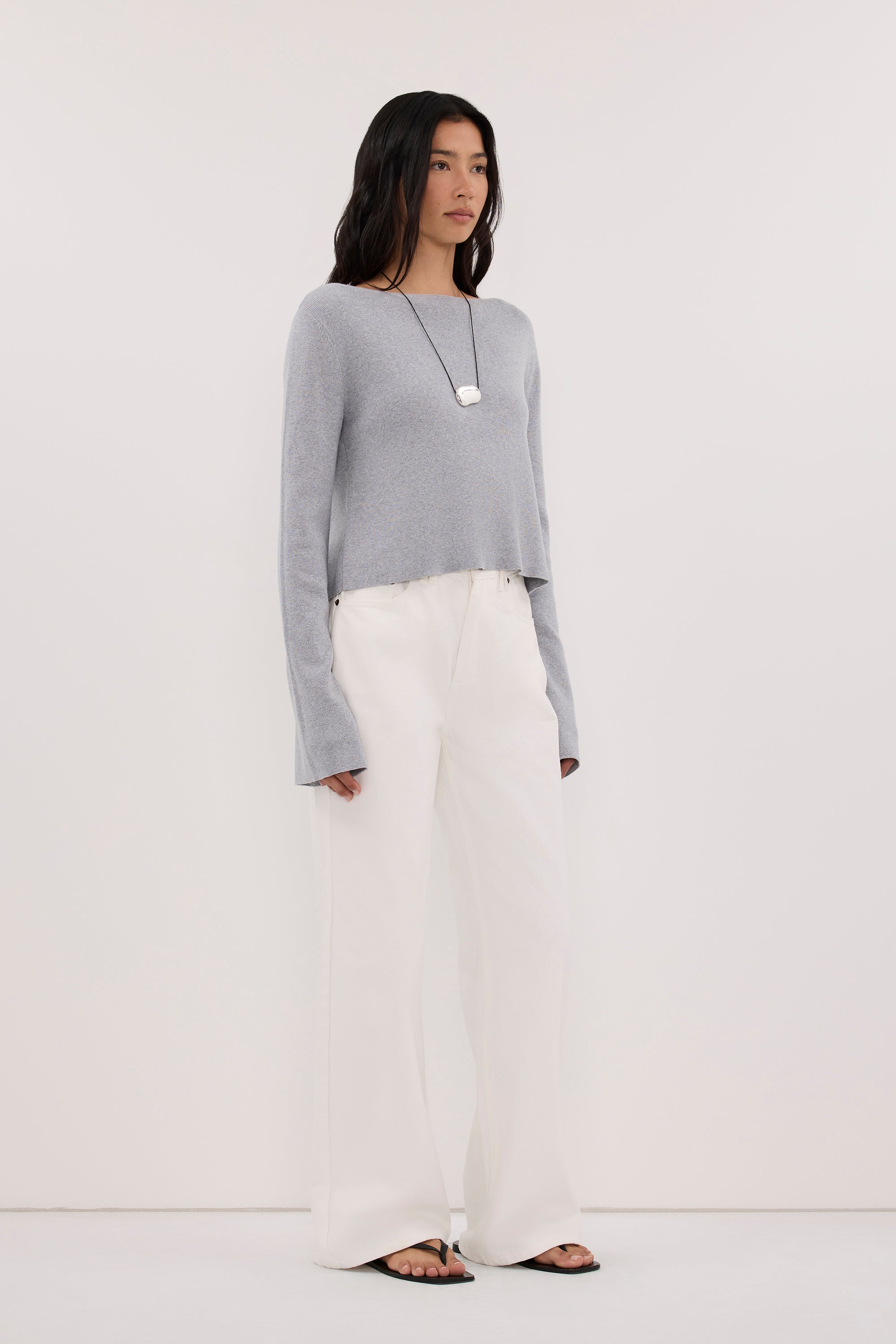 ILLARIA GREY WIDE SLEEVE KNIT TOP