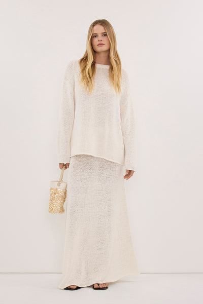 Zoe wearing MIREYA OFF WHITE TEXTURED KNIT JUMPER