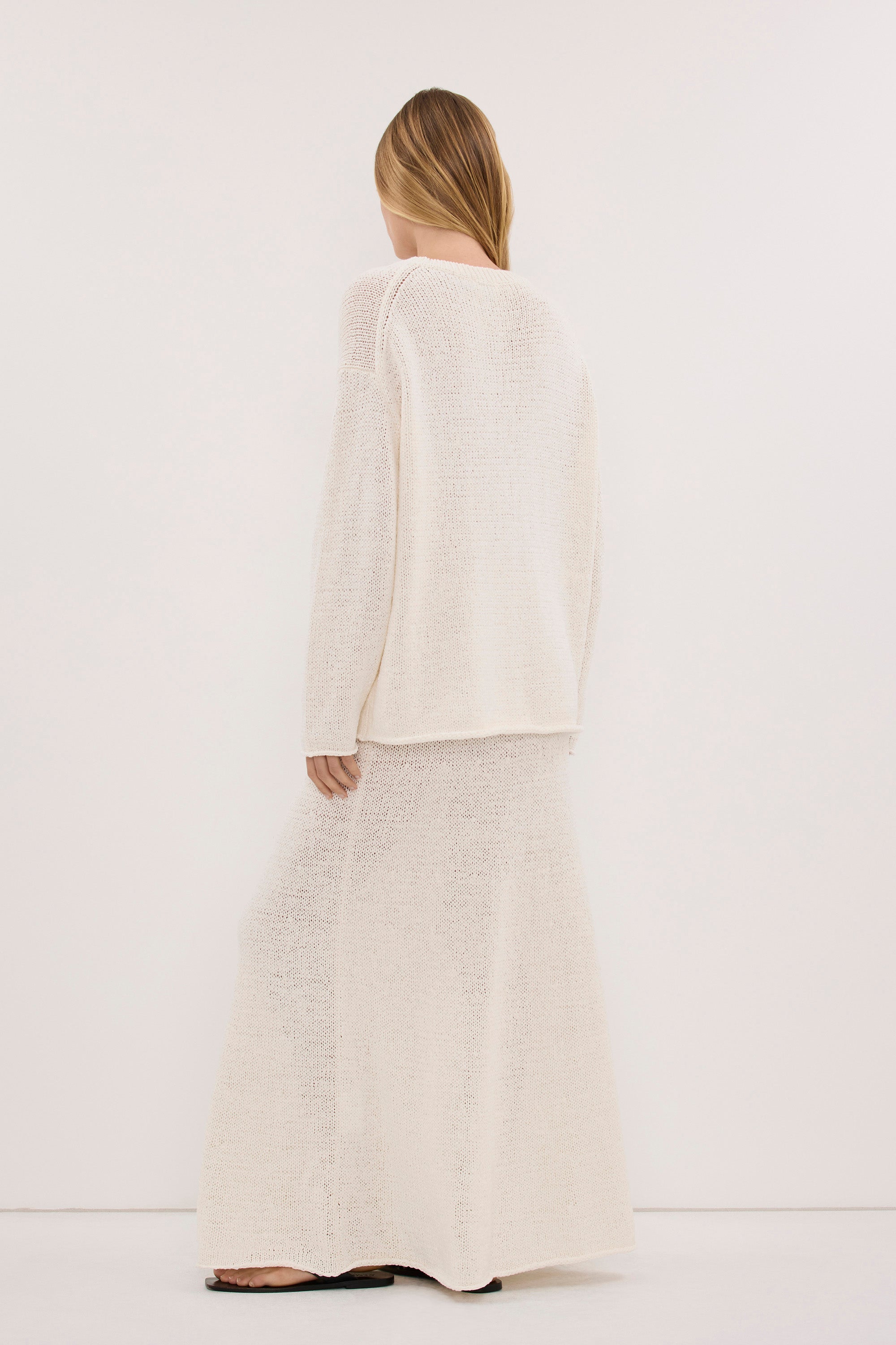 MIREYA OFF WHITE TEXTURED KNIT JUMPER