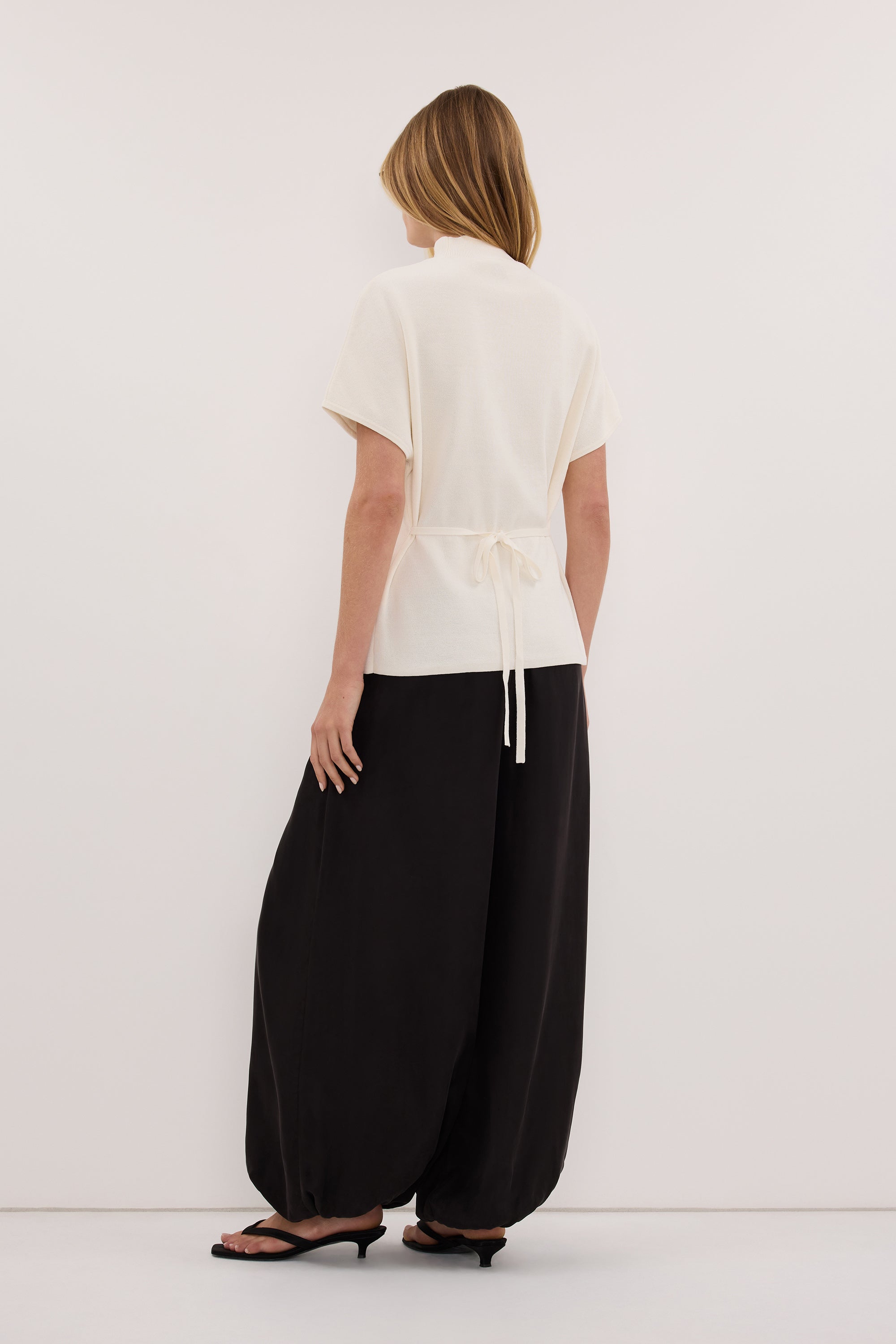 DIANA OFF WHITE FUNNEL NECK TOP