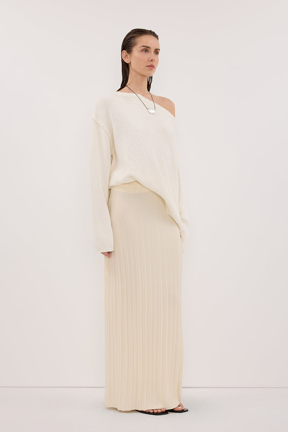 SYLVIA CREAM KNIT MIDI SKIRT