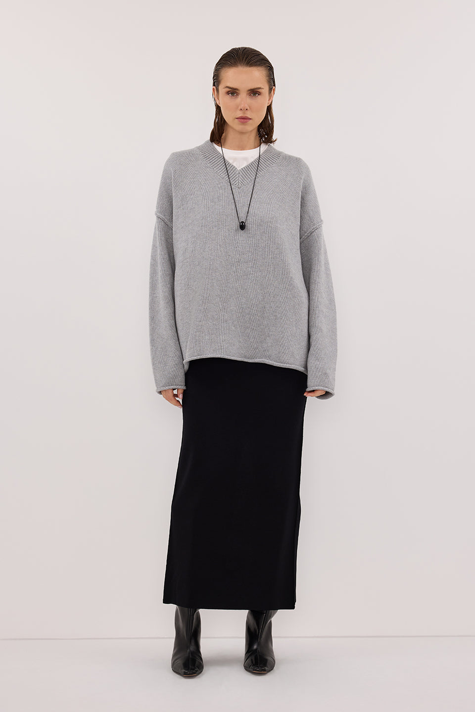 SOL BLACK KNIT MIDI SKIRT