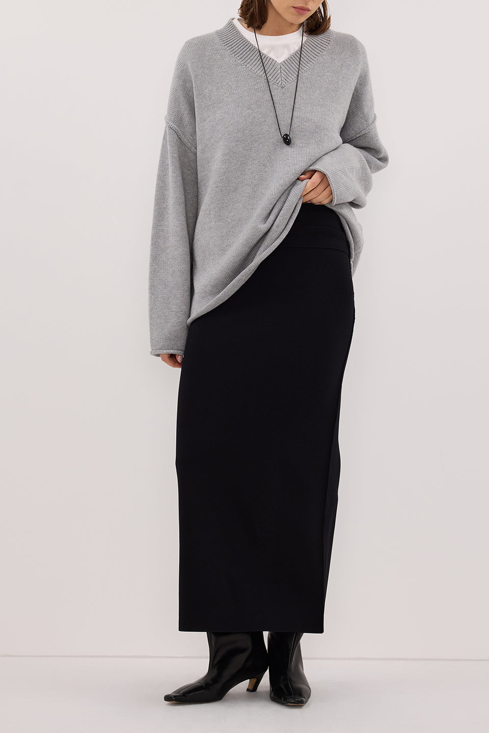 SOL BLACK KNIT MIDI SKIRT