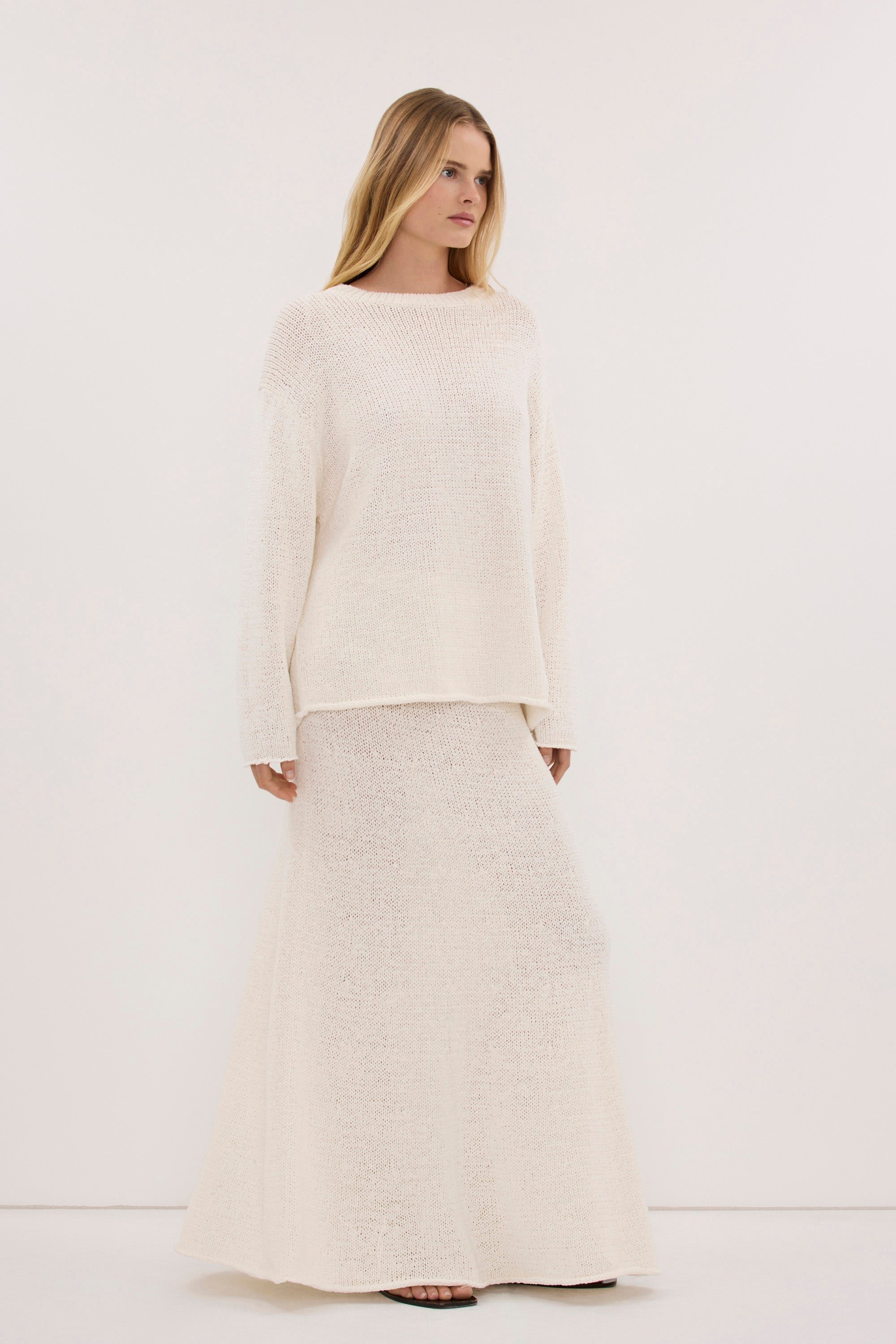 MIREYA OFF WHITE KNIT MAXI SKIRT