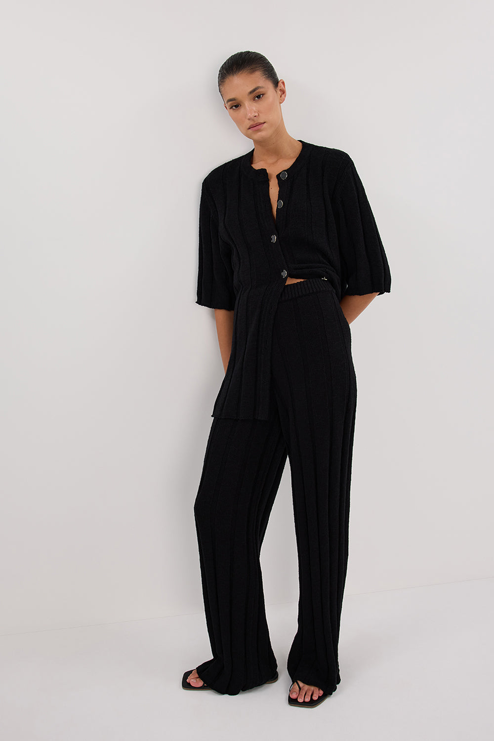 JAZZ BLACK WIDE LEG KNIT PANT