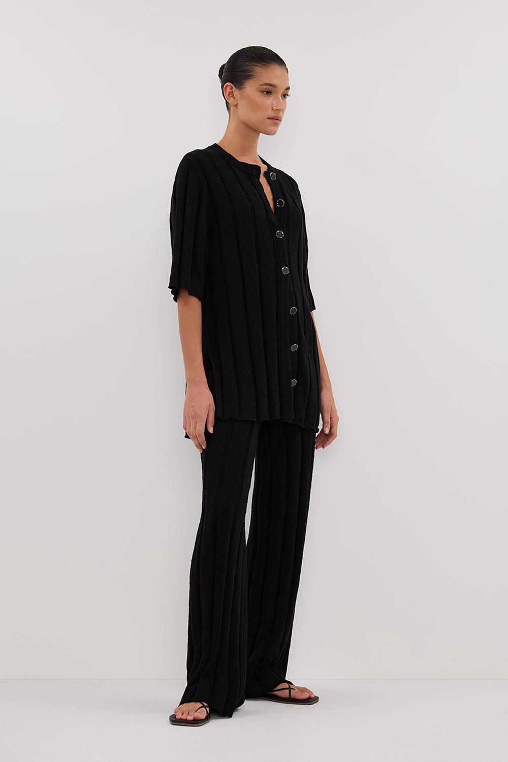 JAZZ BLACK WIDE LEG KNIT PANT