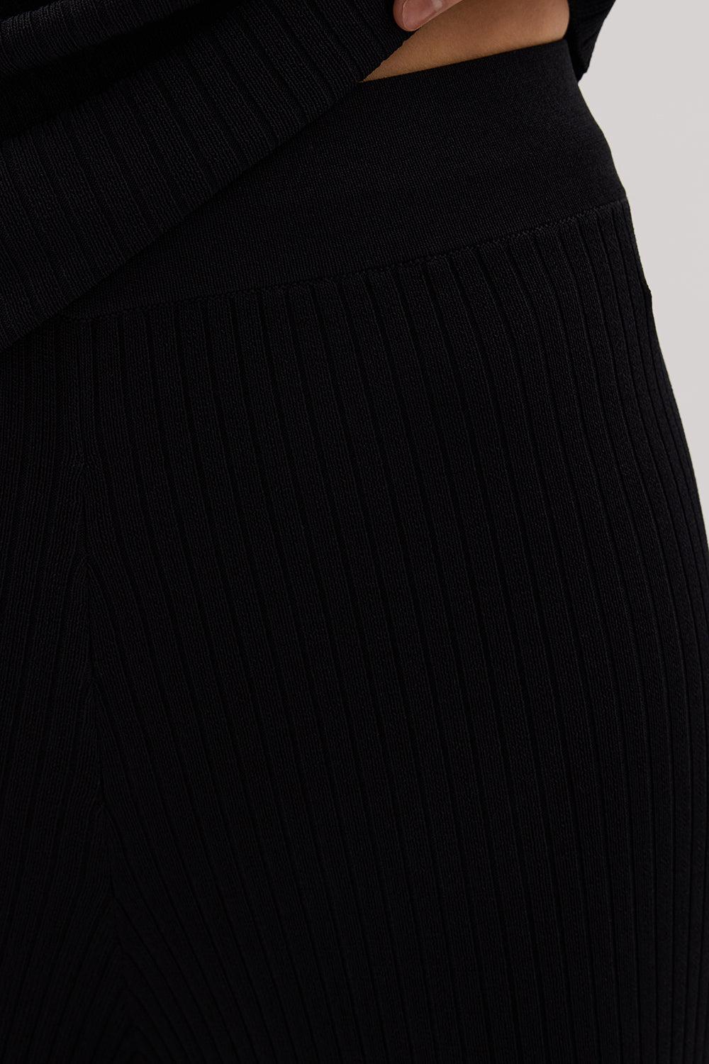 JOY BLACK KNIT PANT