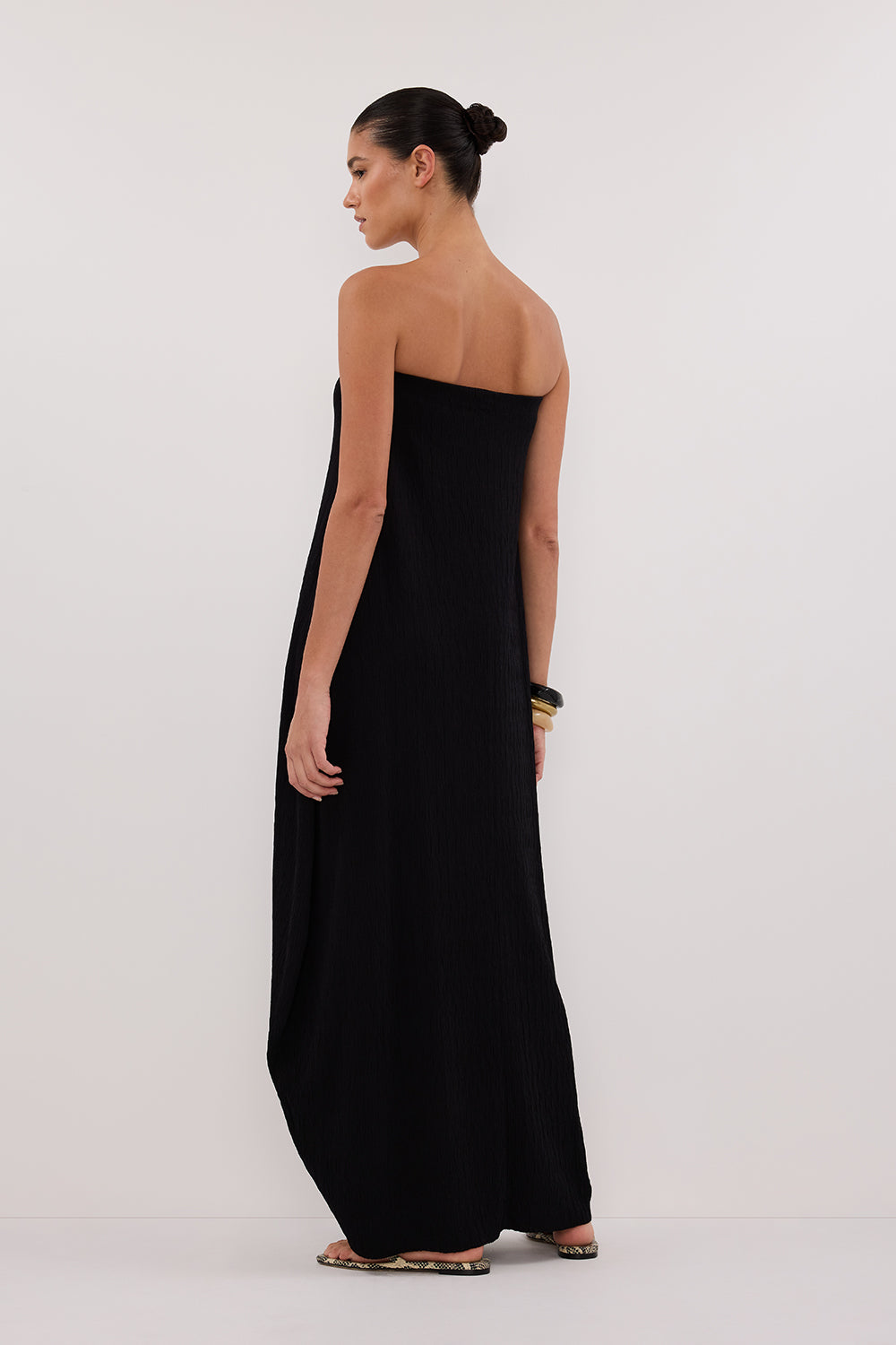 ALIAS BLACK TEXTURED KNIT STRAPLESS MIDI DRESS