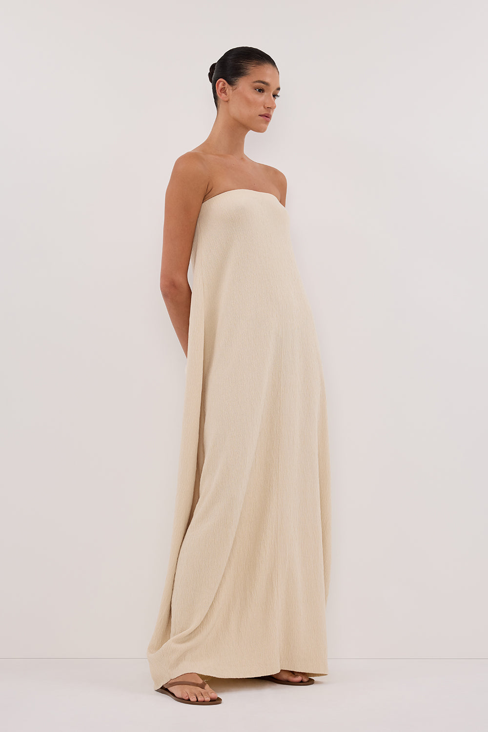 ALIAS NATURAL TEXTURED KNIT STRAPLESS MIDI DRESS