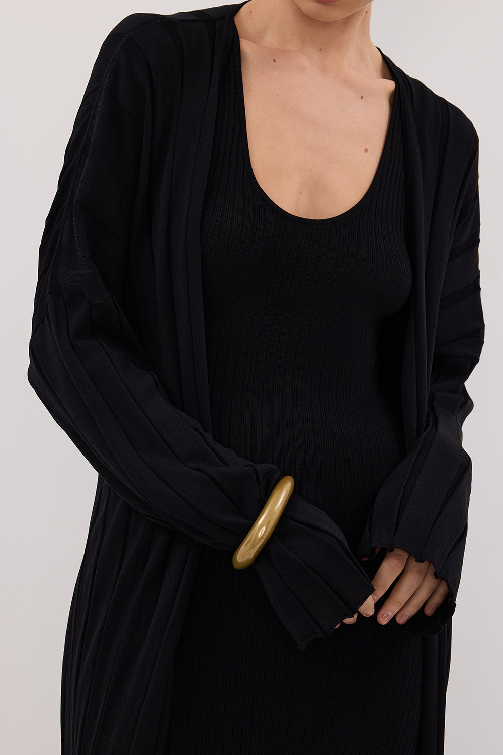 EVE BLACK KNIT MIDI CARDIGAN – DISSH