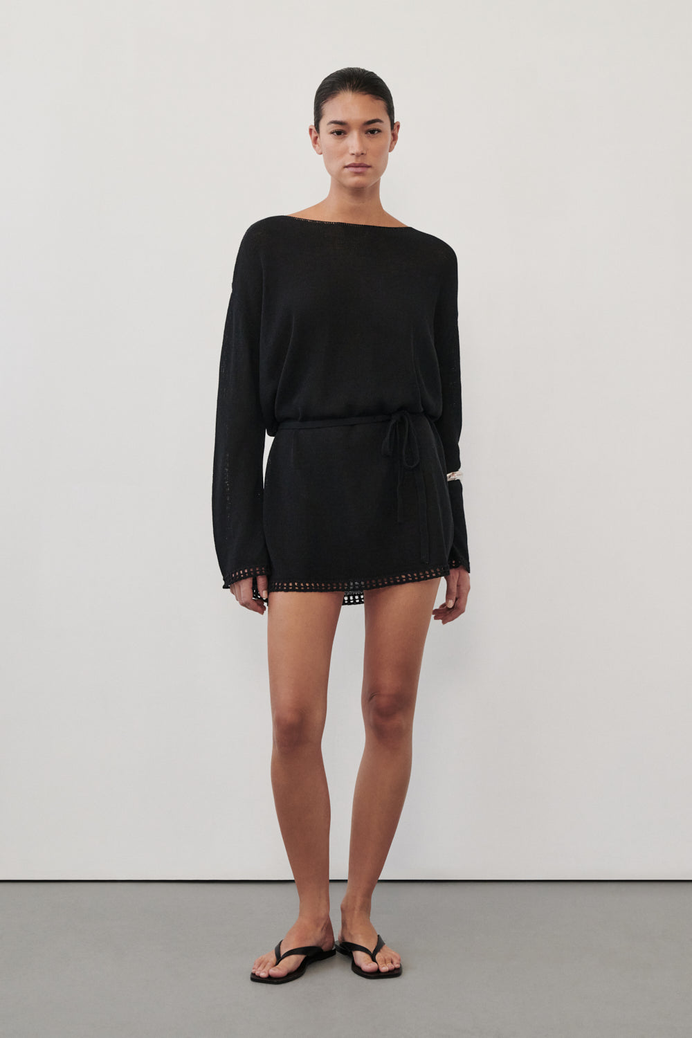 TARI BLACK KNIT LS MINI DRESS – DISSH
