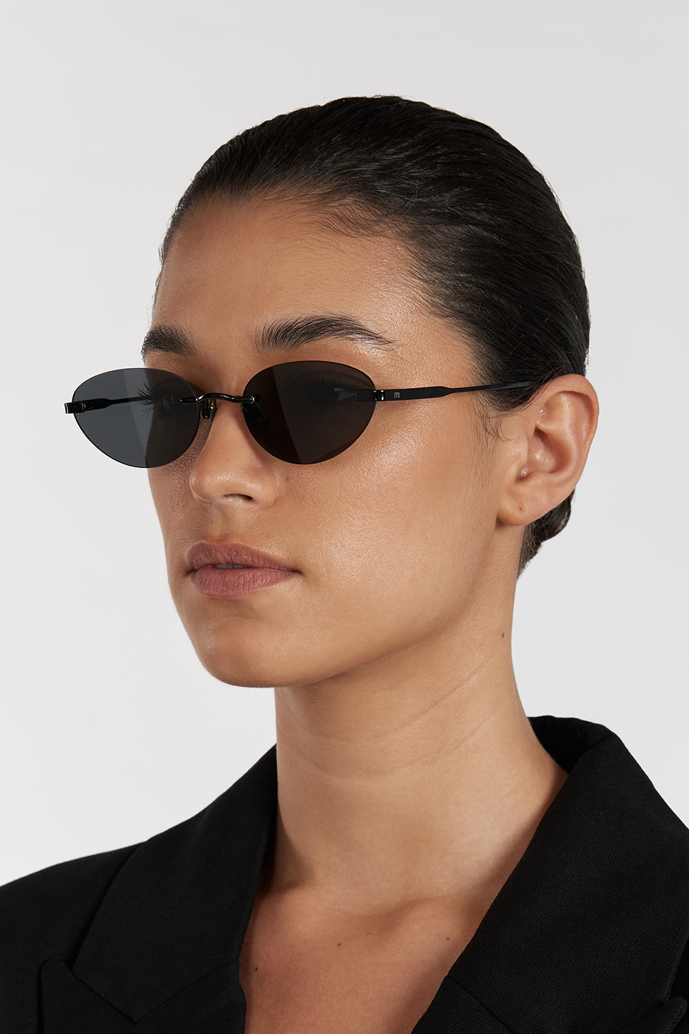 ELISA JOHNSON TRINITY GLOSS BLACK – DISSH