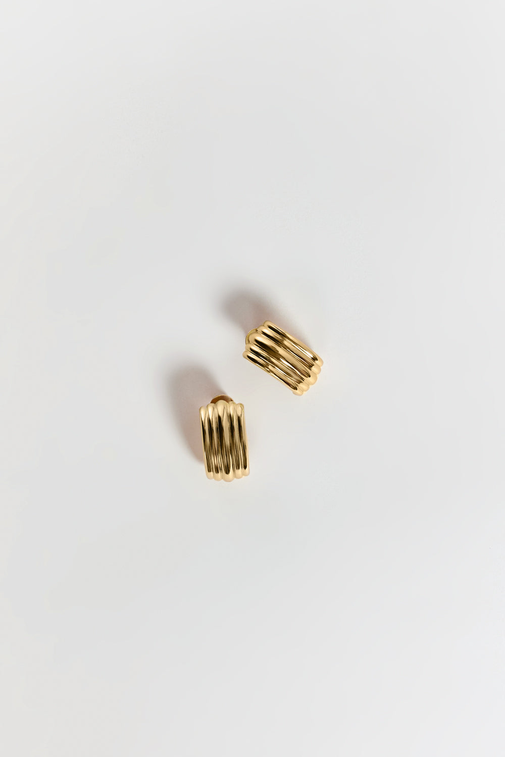 MÉGA WATERFALL LARGE GOLD EARRING