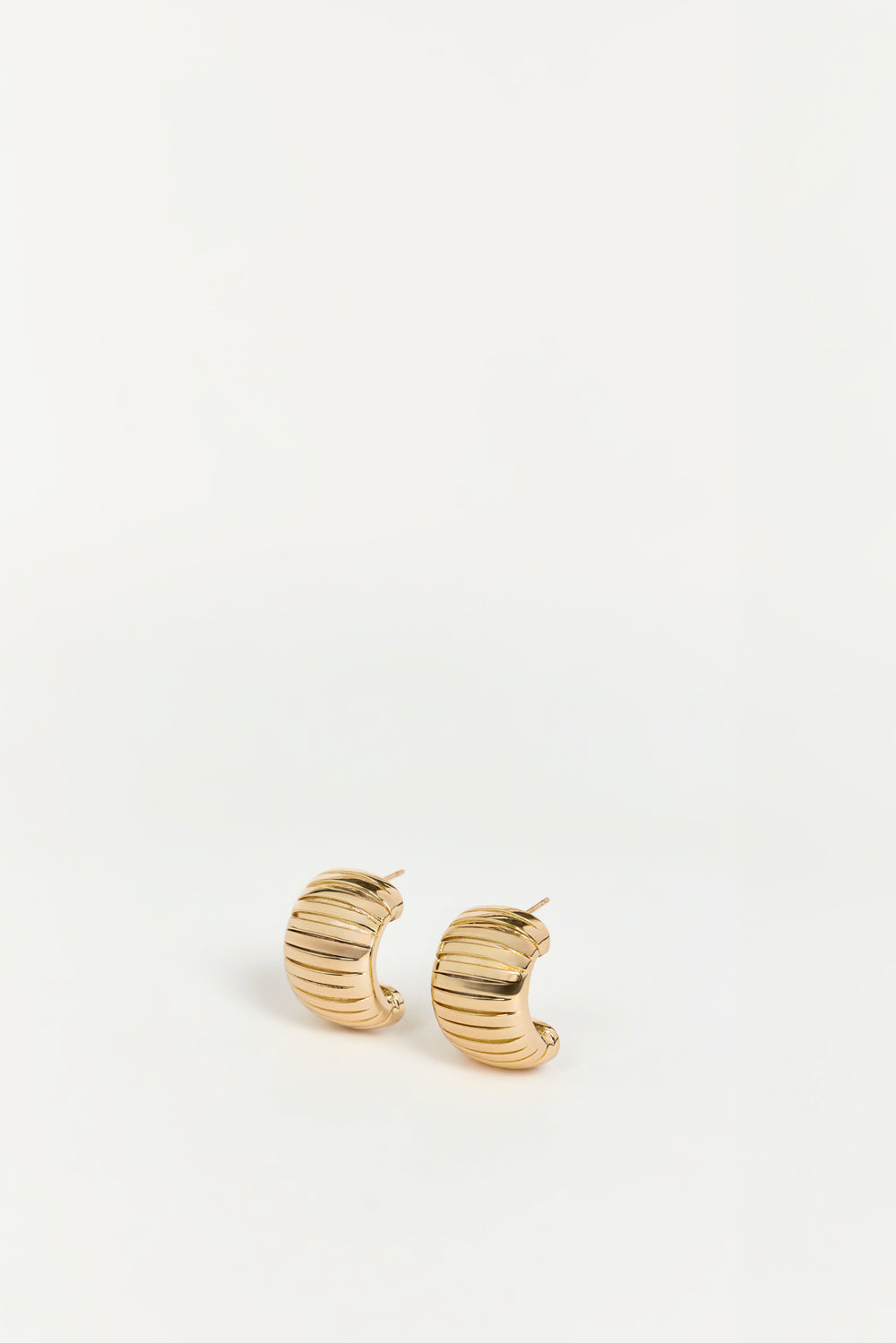 MÉGA STEP GOLD EARRING