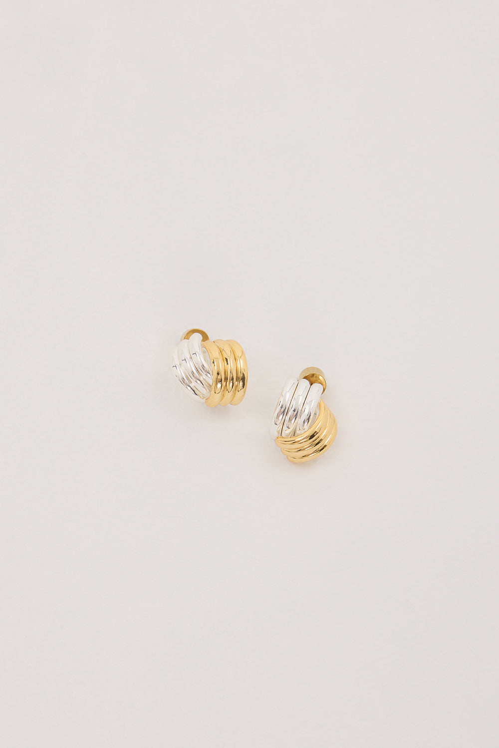 HEAVEN MAYHEM CLOVE EARRING MIXED