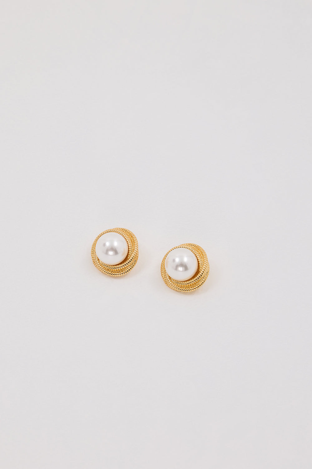 HEAVEN MAYHEM GIGI EARRING