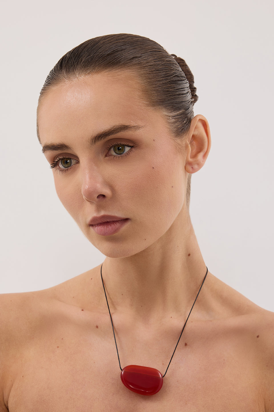 HEAVEN MAYHEM JULIA RED NECKLACE