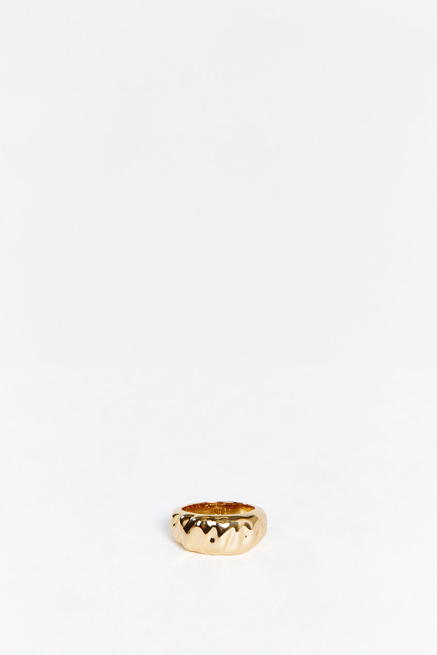 LUV AJ HAMMERED RIDGED GOLD RING