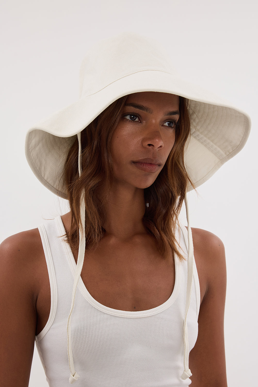 LACK OF COLOR THE HOLIDAY COCONUT BUCKET HAT
