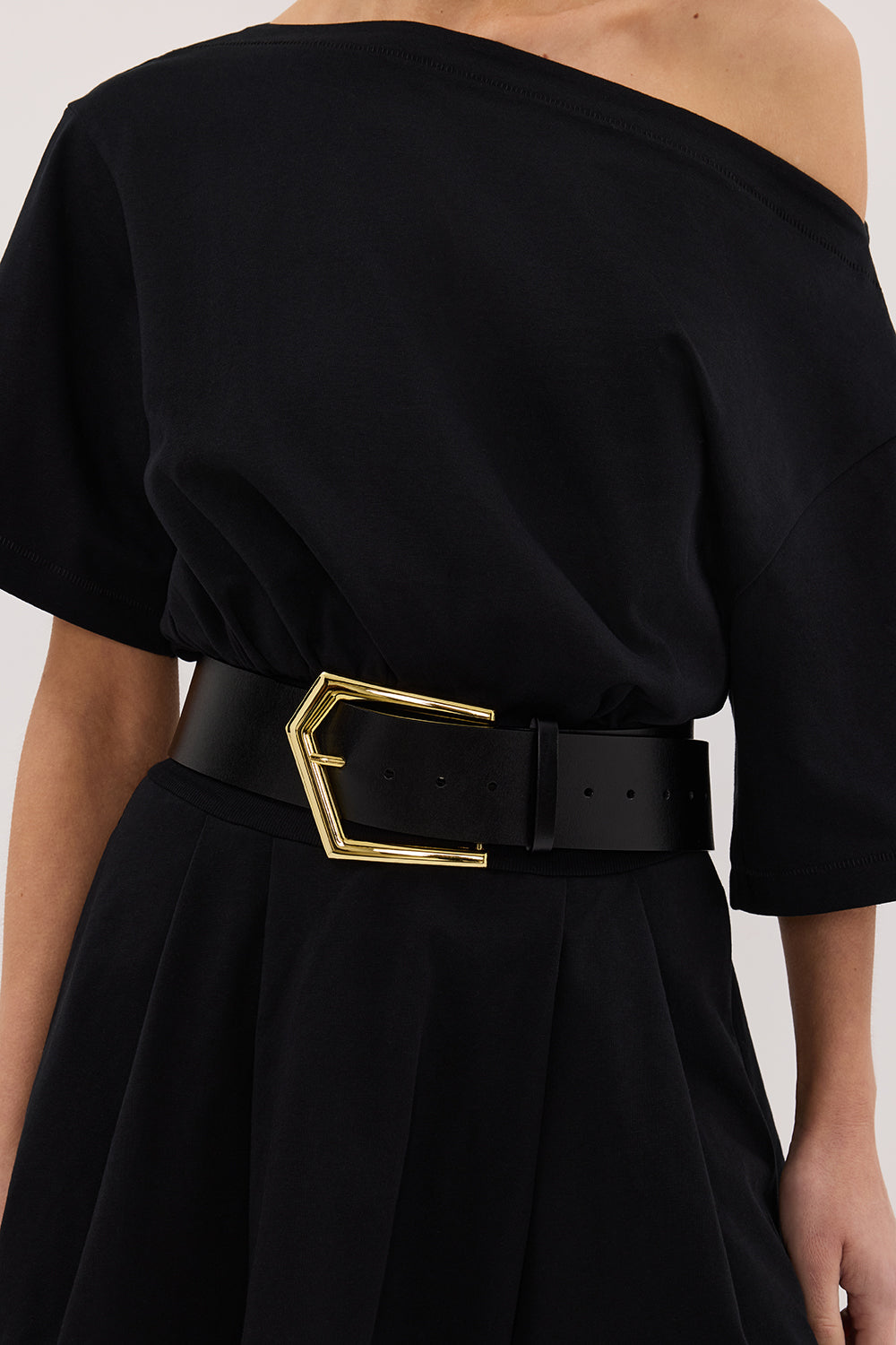 Wide Belt in Black By NOAH THE LABEL Wide Belt in Black By NOAH THE LABEL