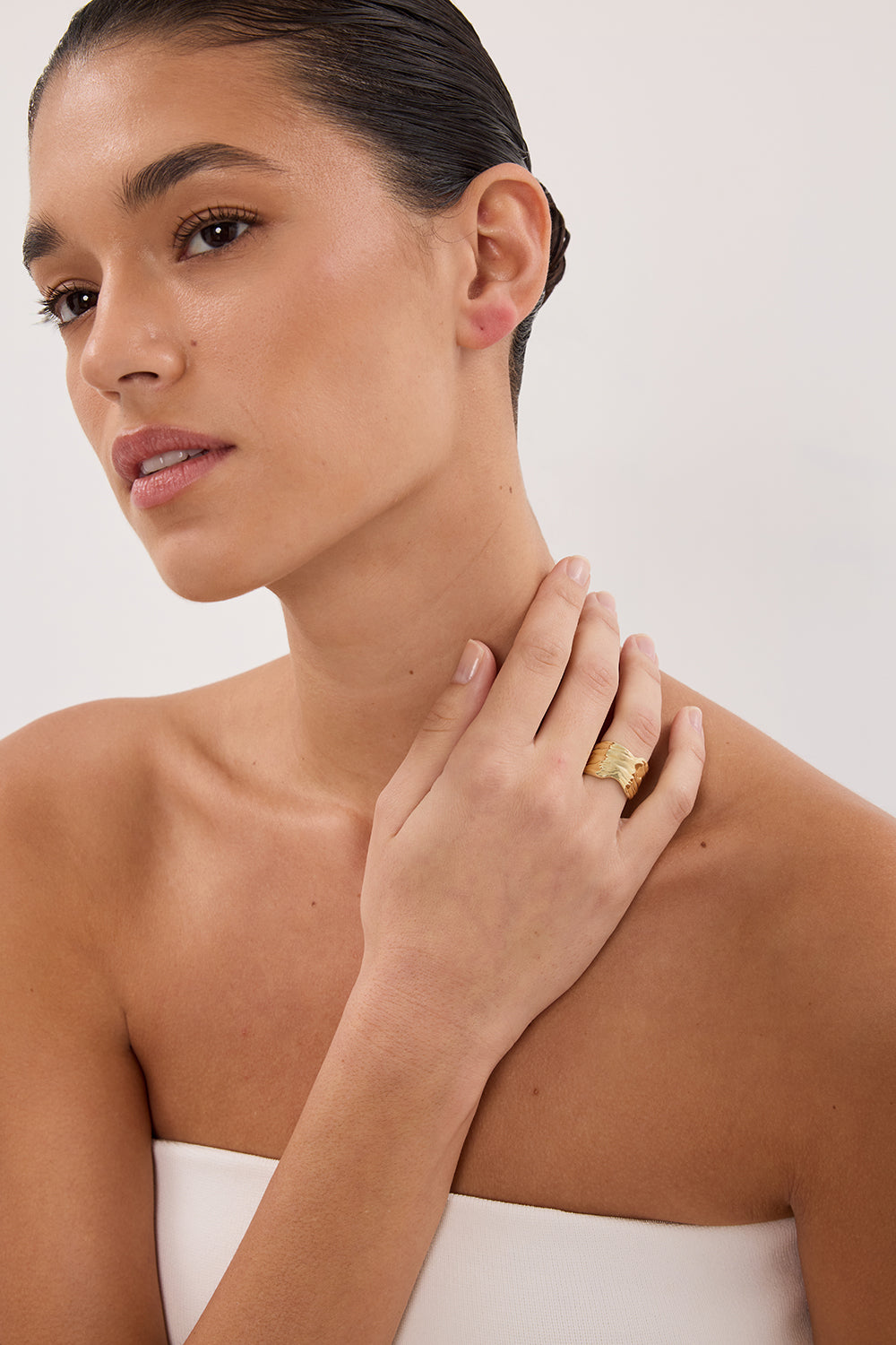 F+H OYSTER SHELL GOLD RING