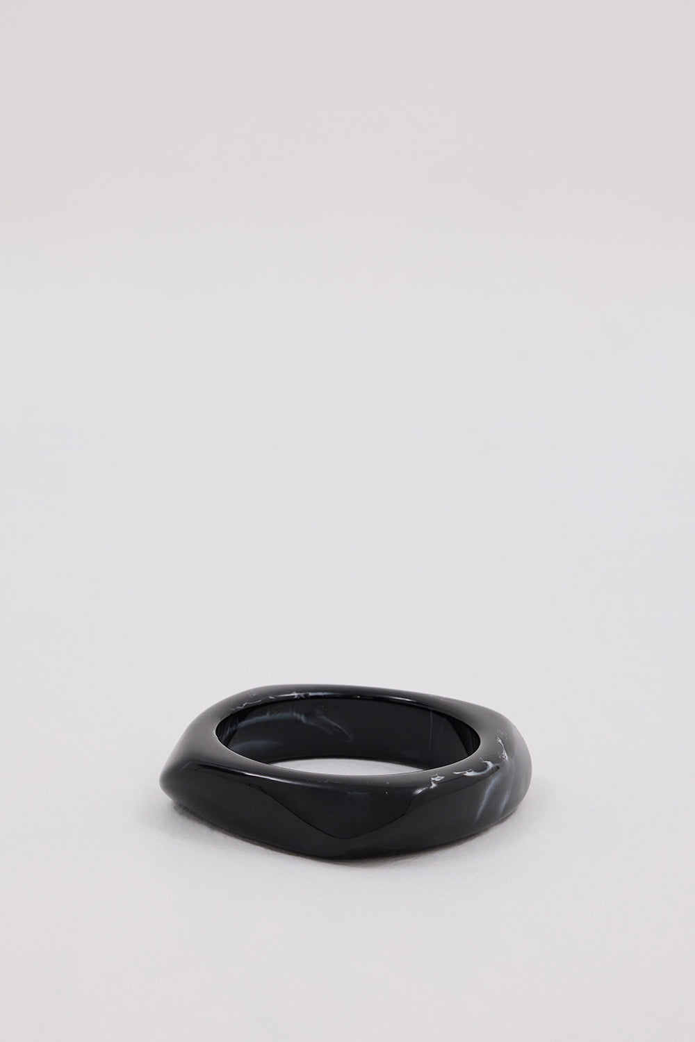 NOAH THE LABEL BLACK RESIN BANGLE