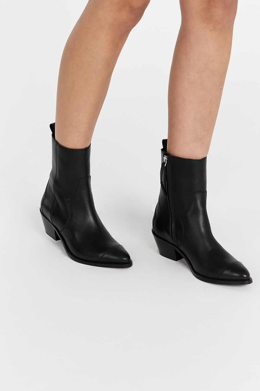 ALOHAS AUSTIN BLACK LEATHER BOOT