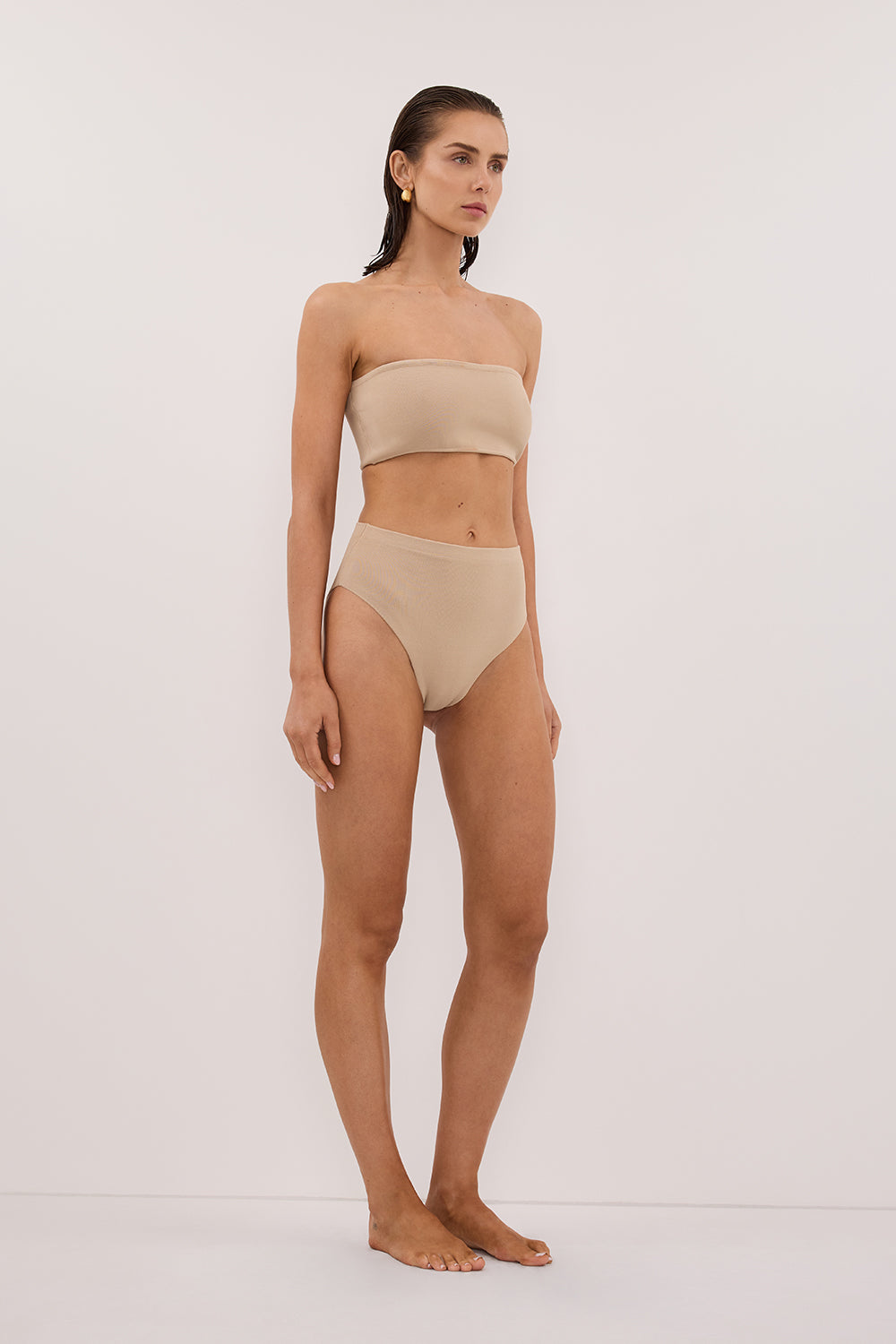 BASE BEIGE BANDEAU TOP