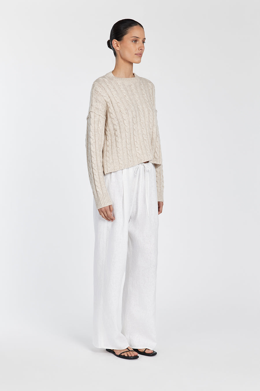 CASEY CHALK MARLE CABLE KNIT JUMPER