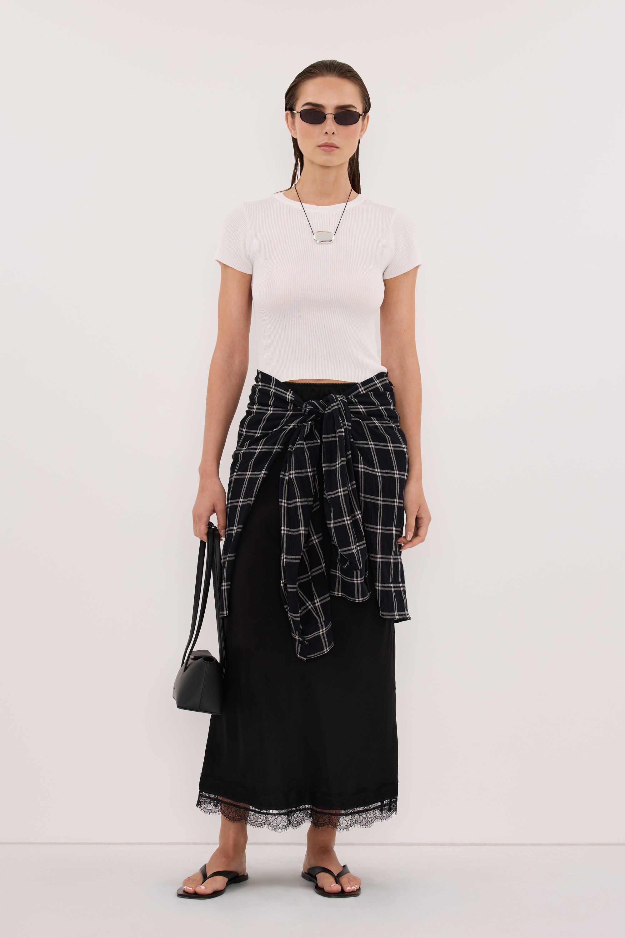 CLO WHITE RIBBED BABY TEE