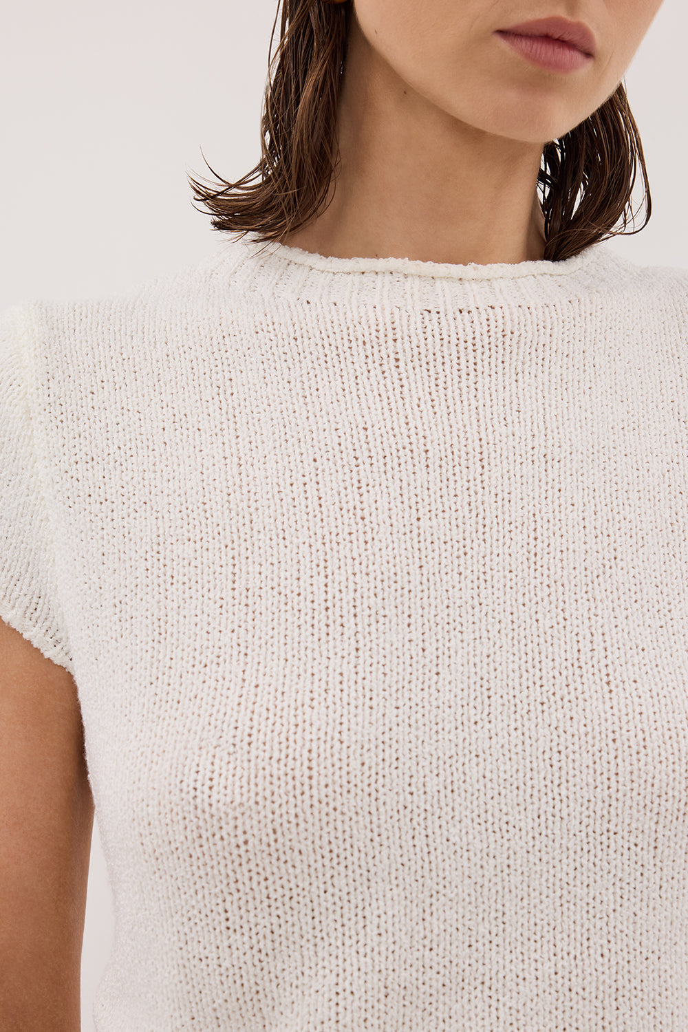 LEO OFF WHITE KNIT TOP