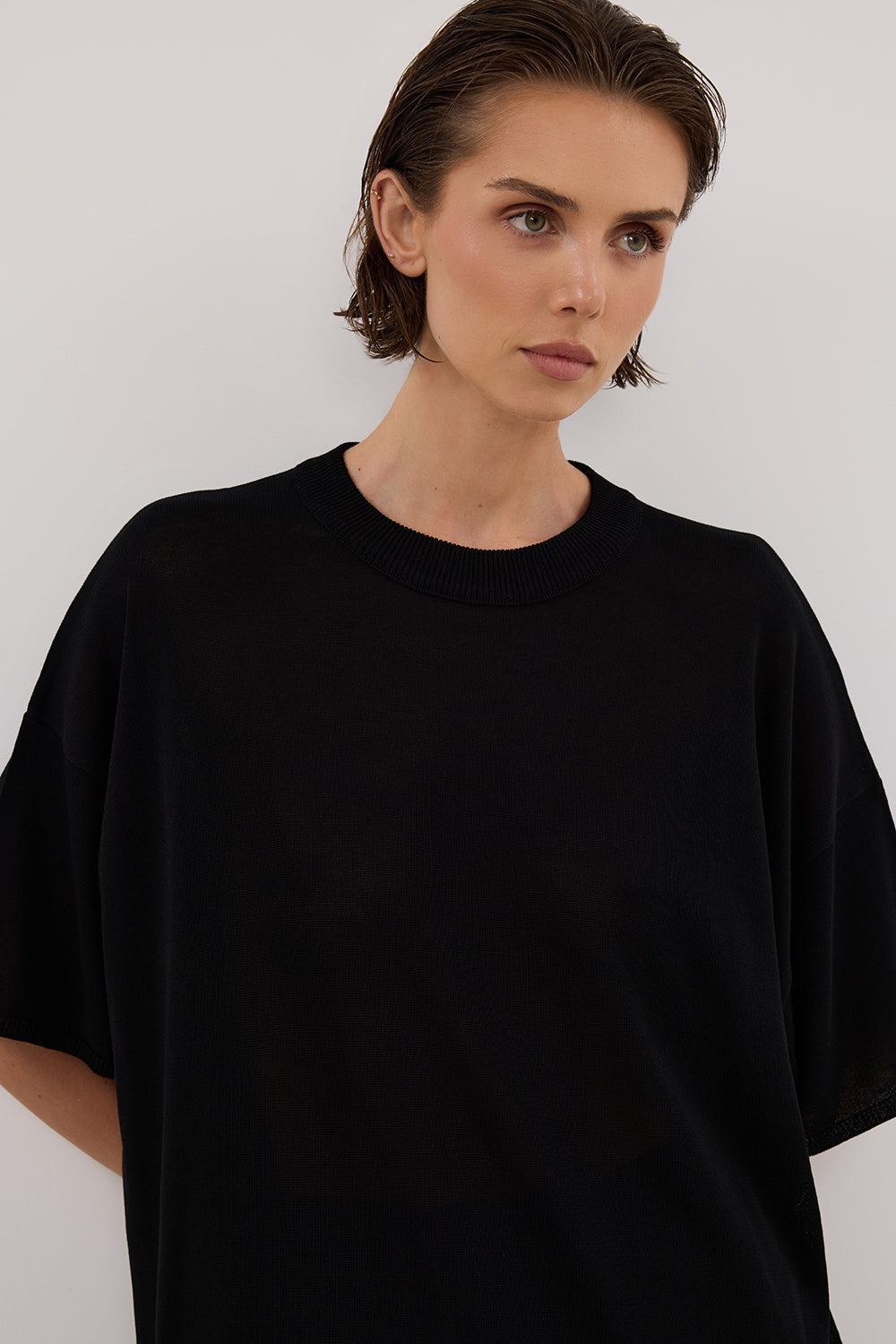 JACKI BLACK OVERSIZED KNIT TEE