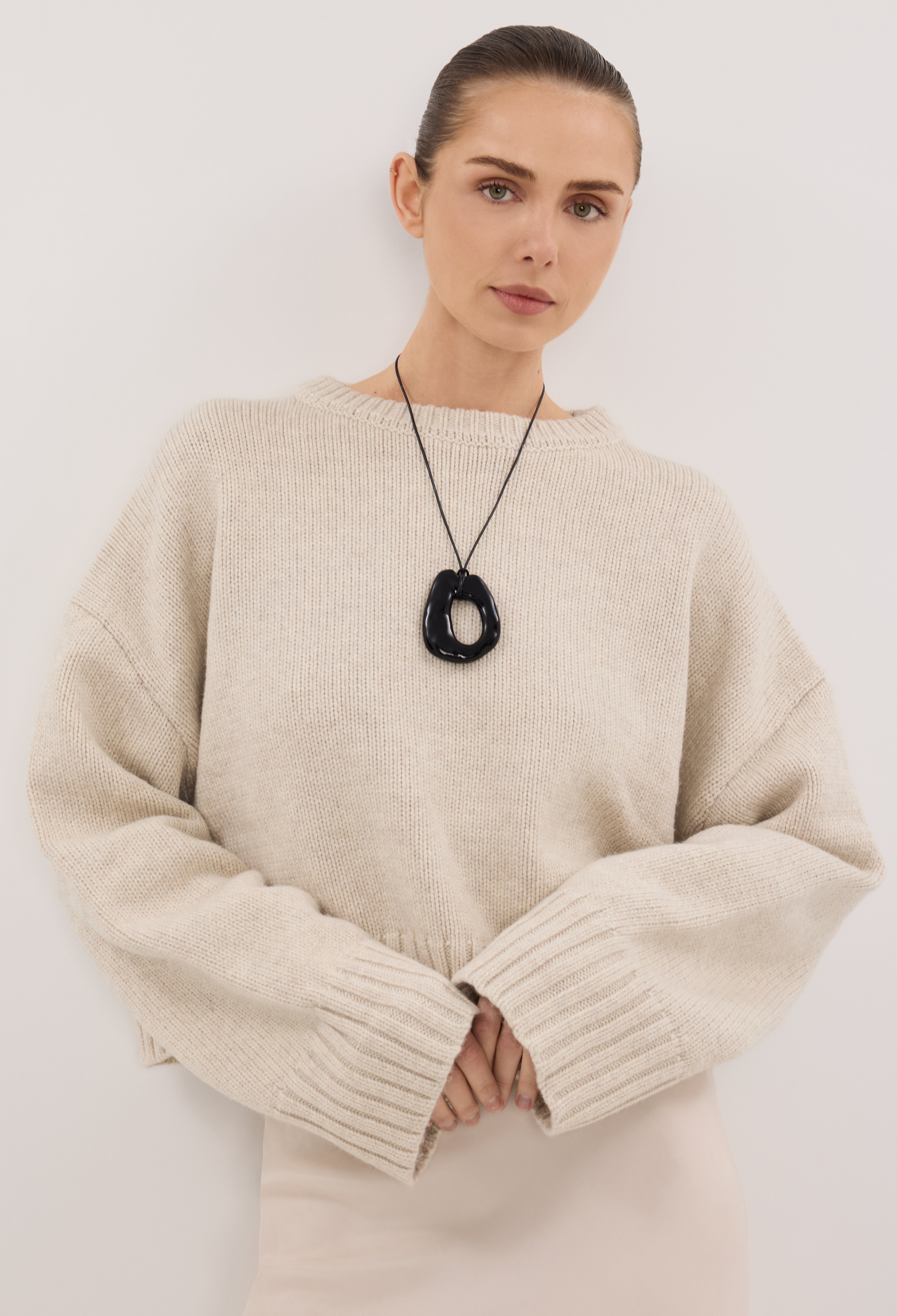 AMY CHALK CREW NECK KNIT JUMPER