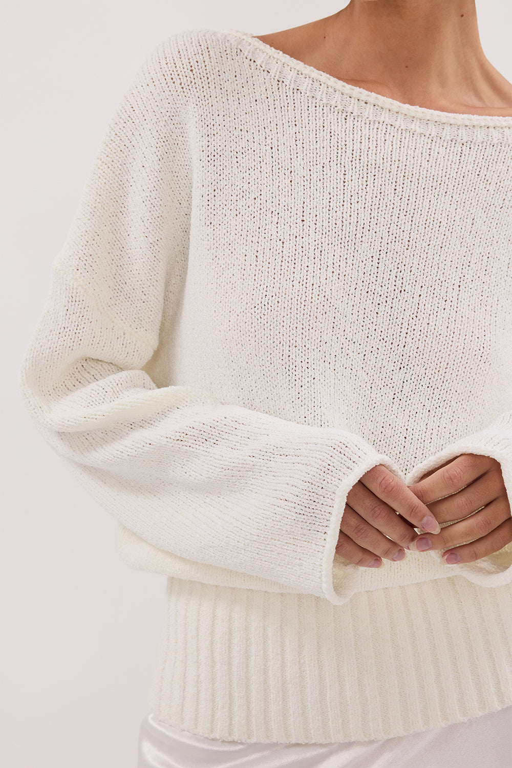 JULES WHITE LONG SLEEVE KNIT TOP