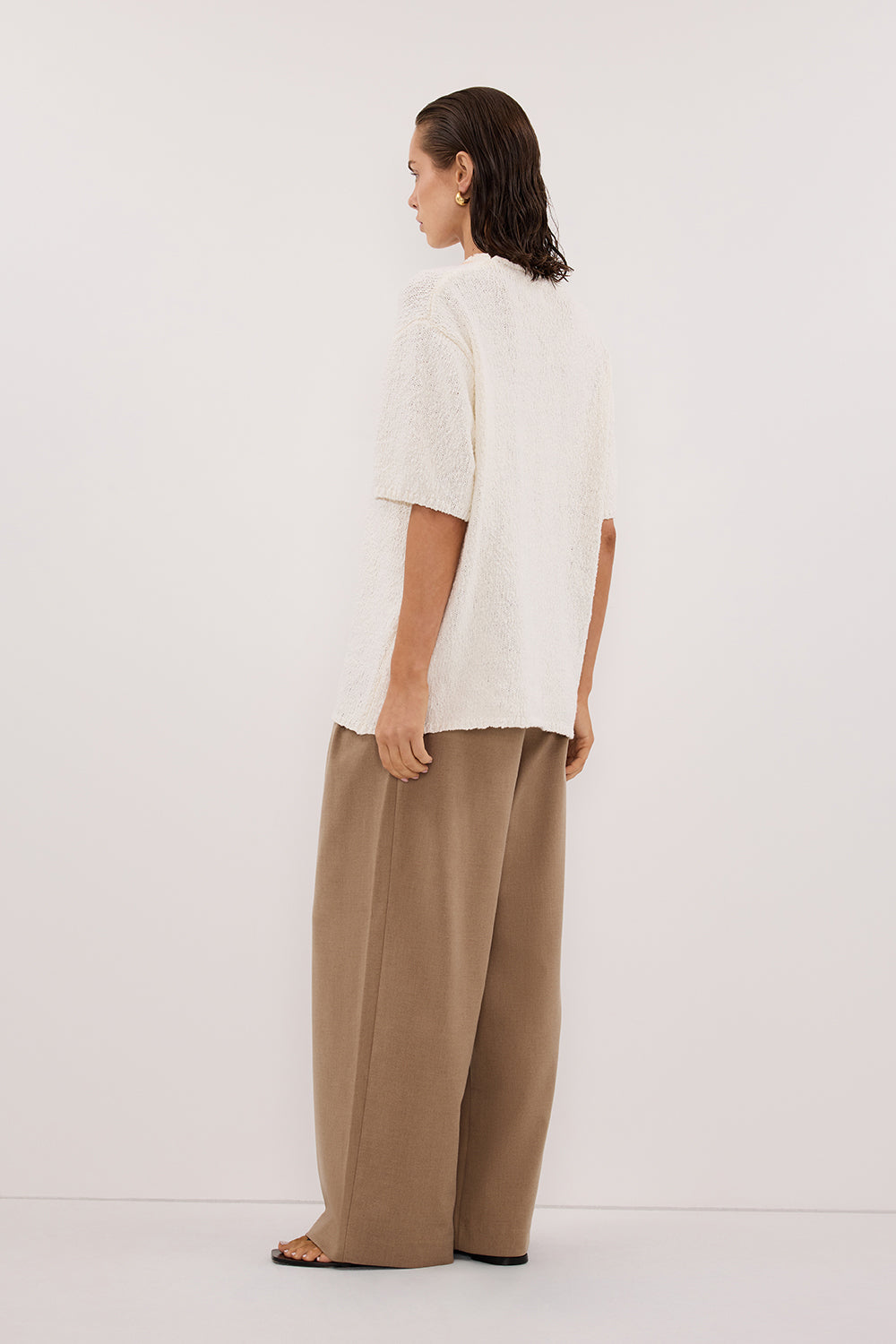 SUE OFF WHITE OVERSIZED KNIT TEE