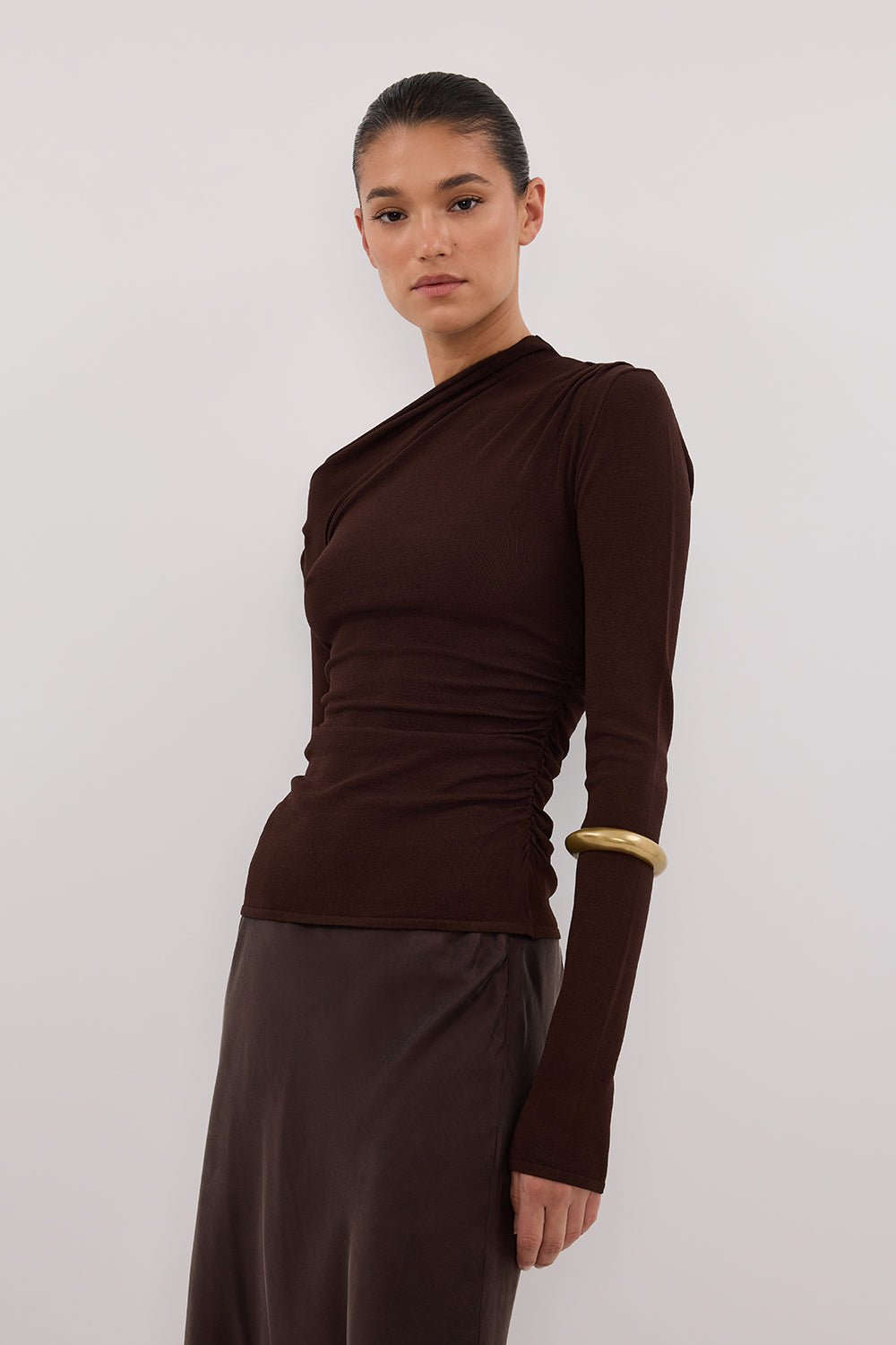 ARIEL CHOC LONG SLEEVE KNIT TOP