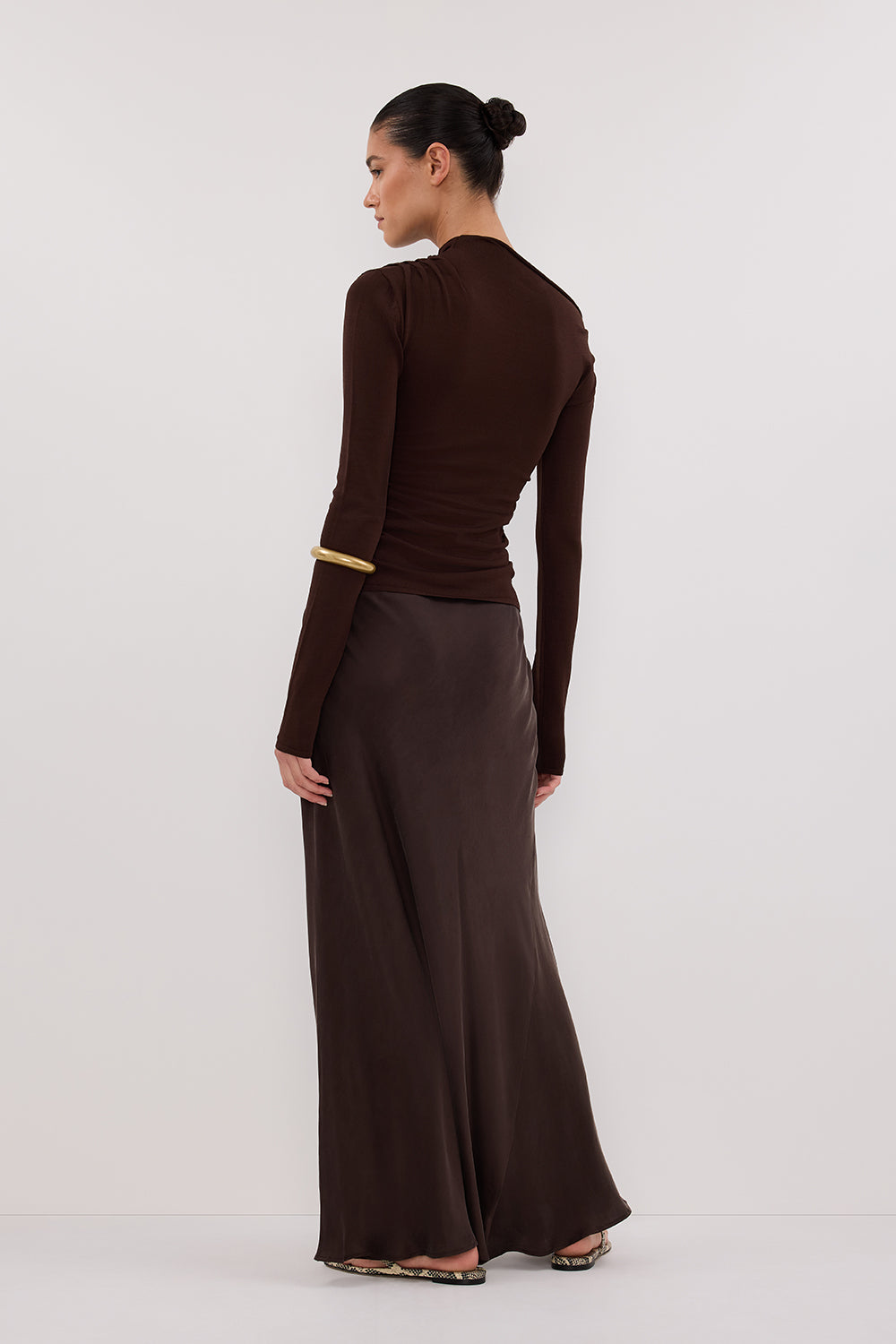 ARIEL CHOC LONG SLEEVE KNIT TOP