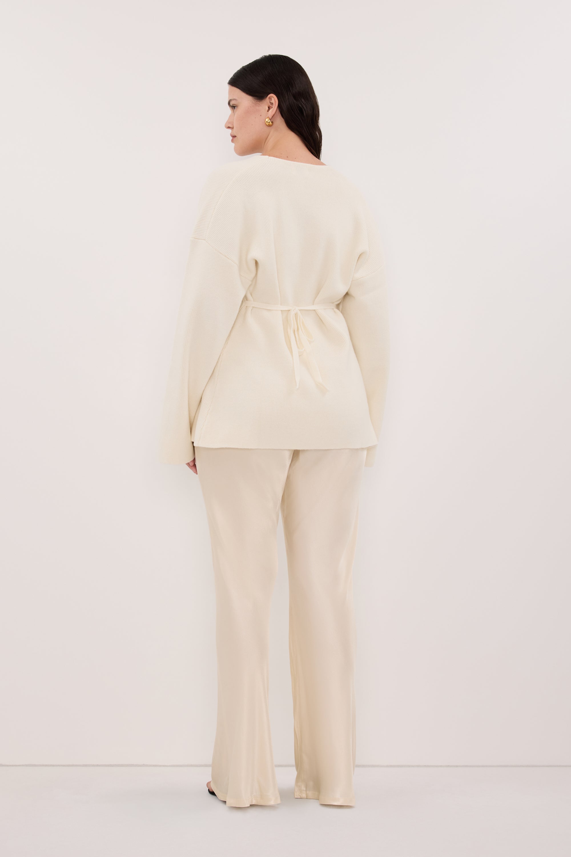 SCOUT CREAM LONG SLEEVE KNIT TOP – DISSH