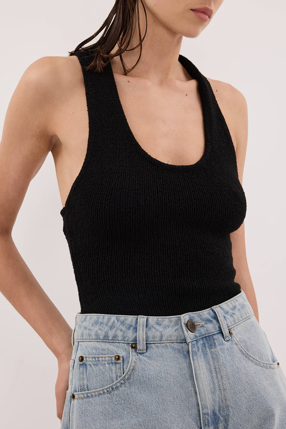 ASPEN BLACK SLEEVELESS RACER KNIT TOP