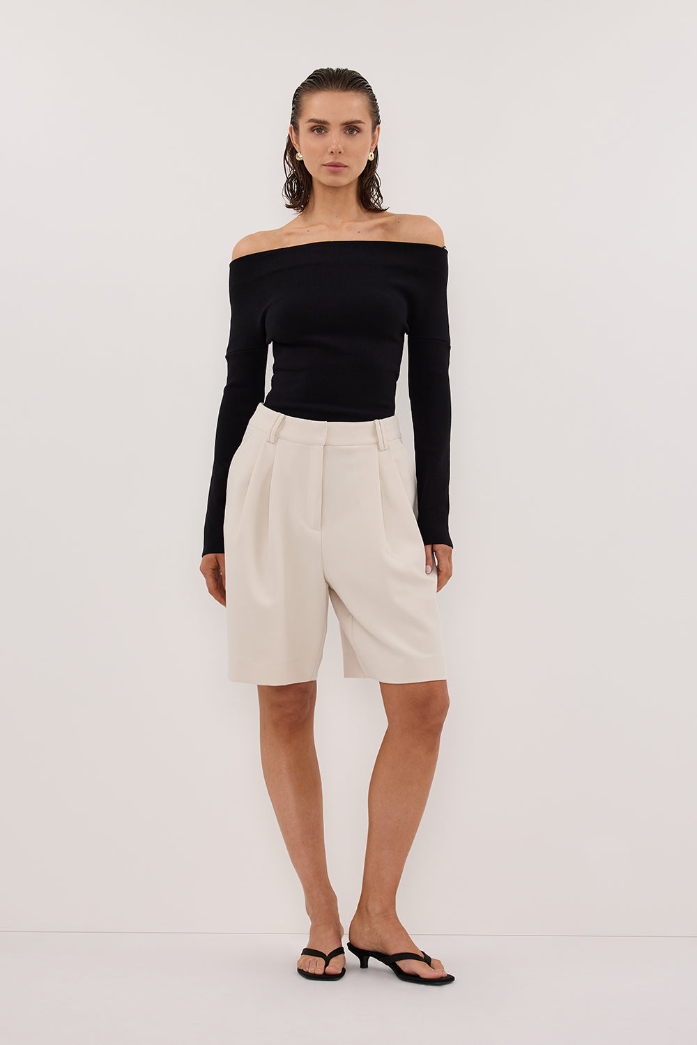 ASTRID BLACK LONG SLEEVE KNIT TOP