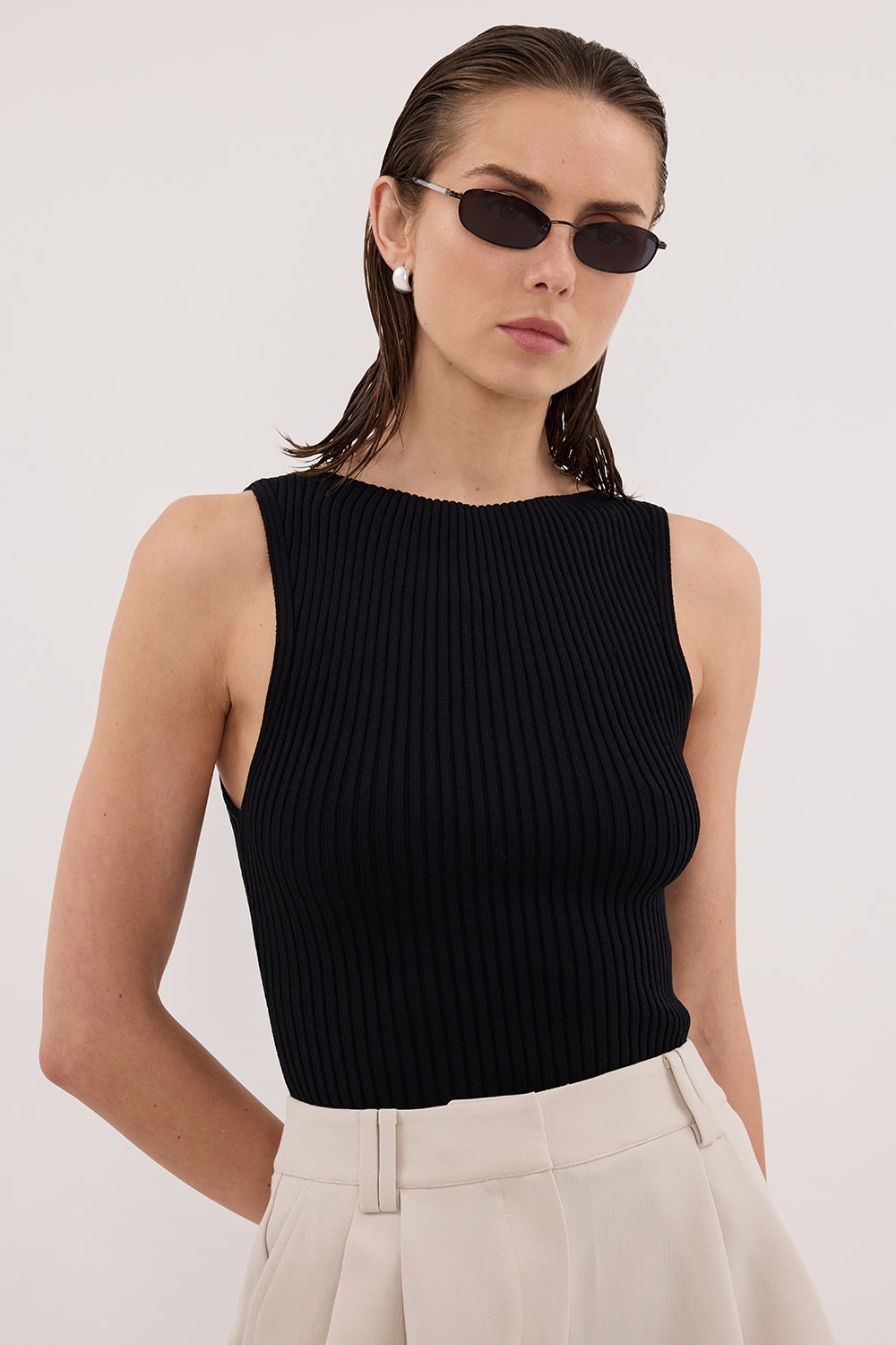 SIERRA BLACK KNIT TOP