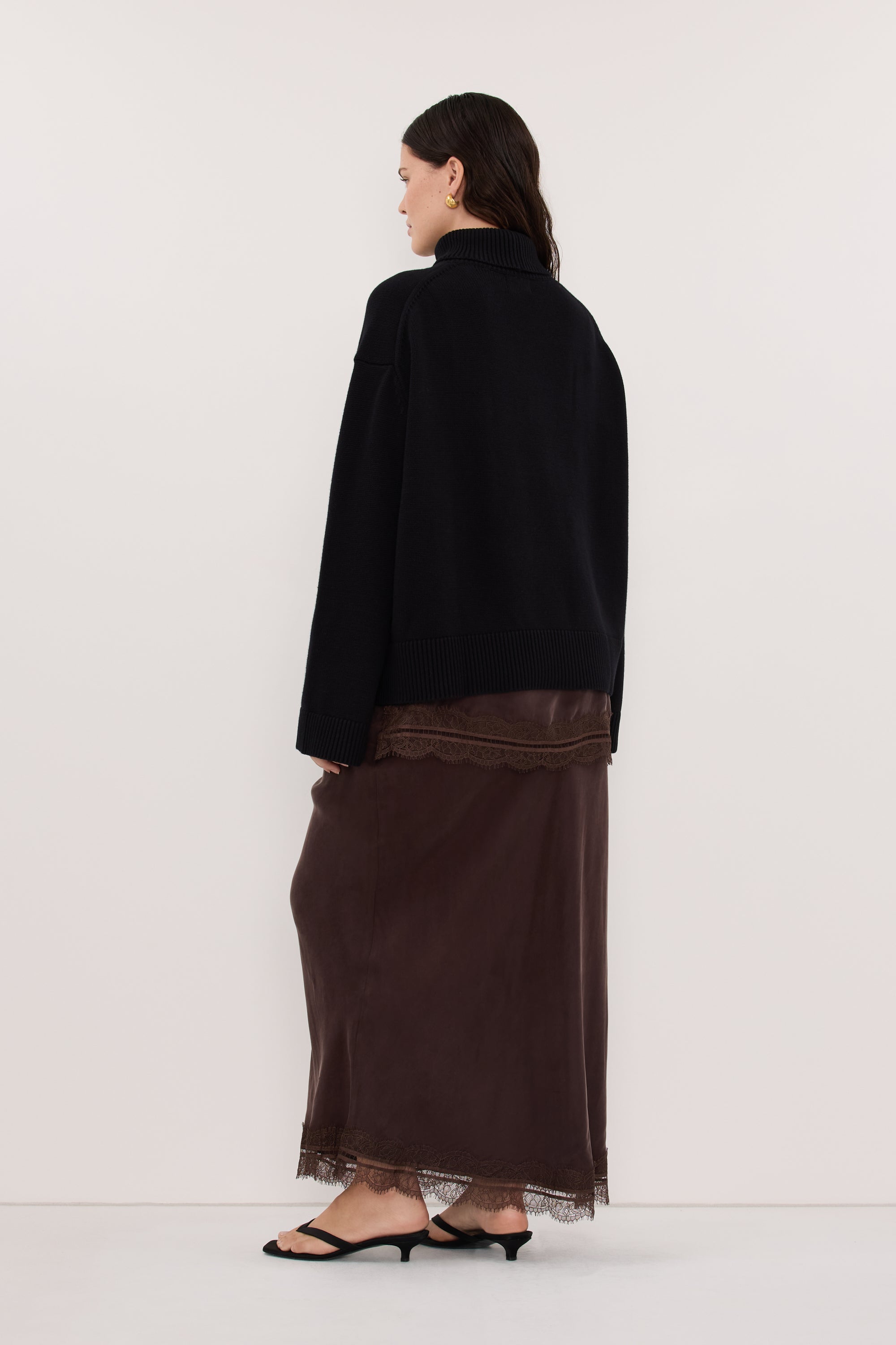 ELLA BLACK TURNBACK NECK KNIT JUMPER