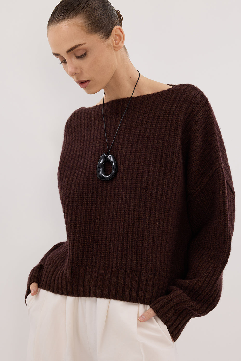 LIN CHOCOLATE BOAT NECK KNIT JUMPER