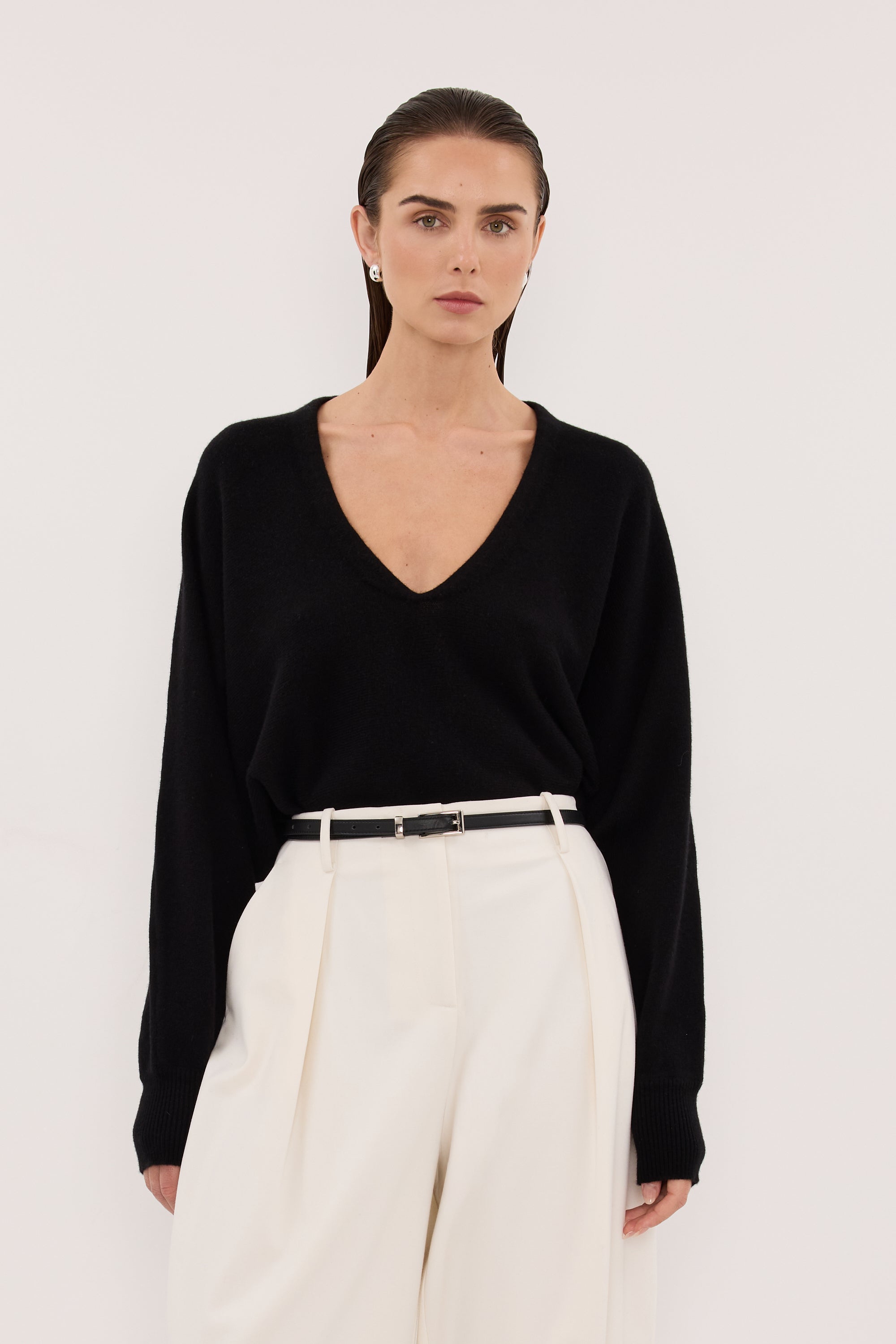 LUMI BLACK V NECK MERINO KNIT JUMPER