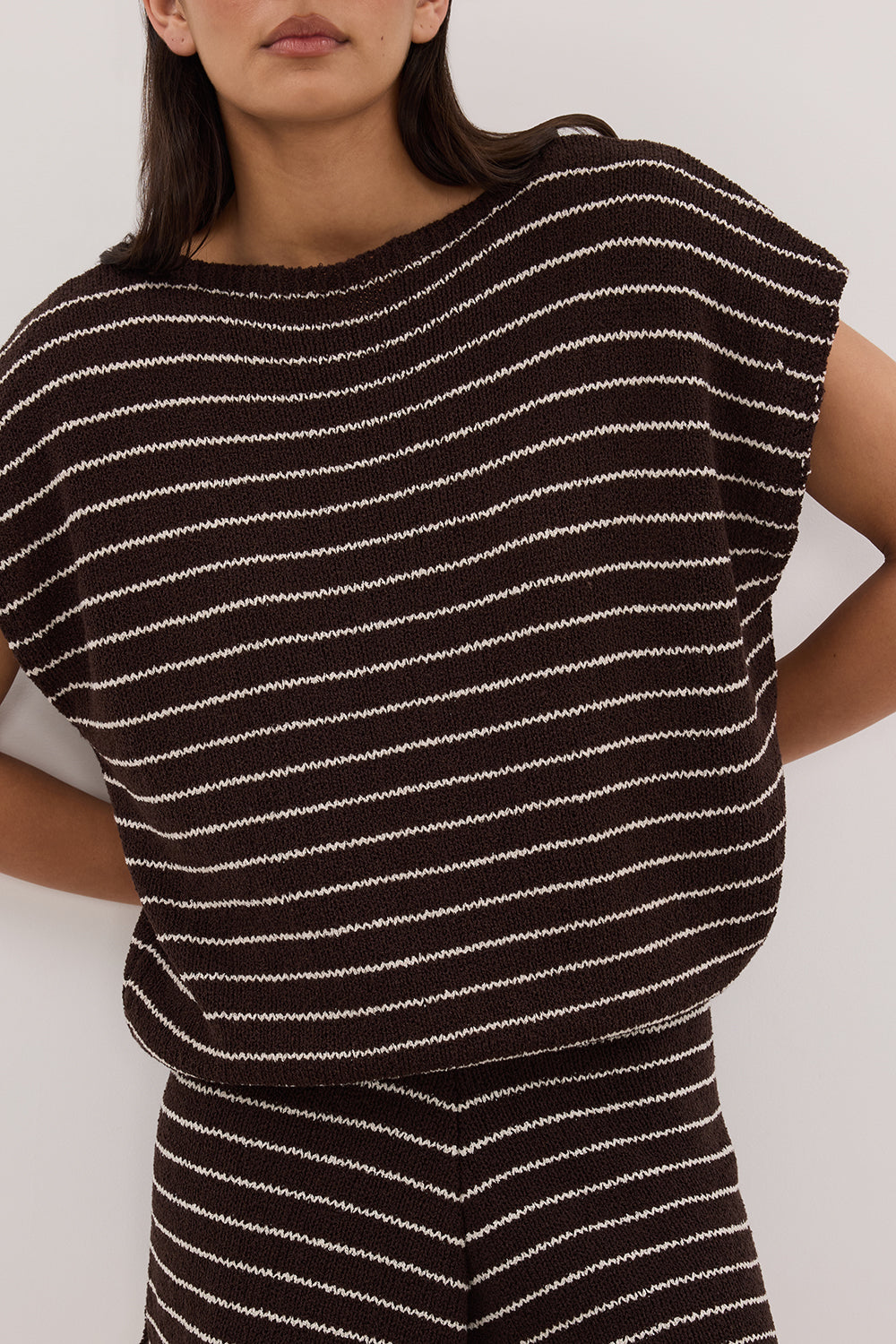 ASPEN CHOC STRIPE KNIT TOP