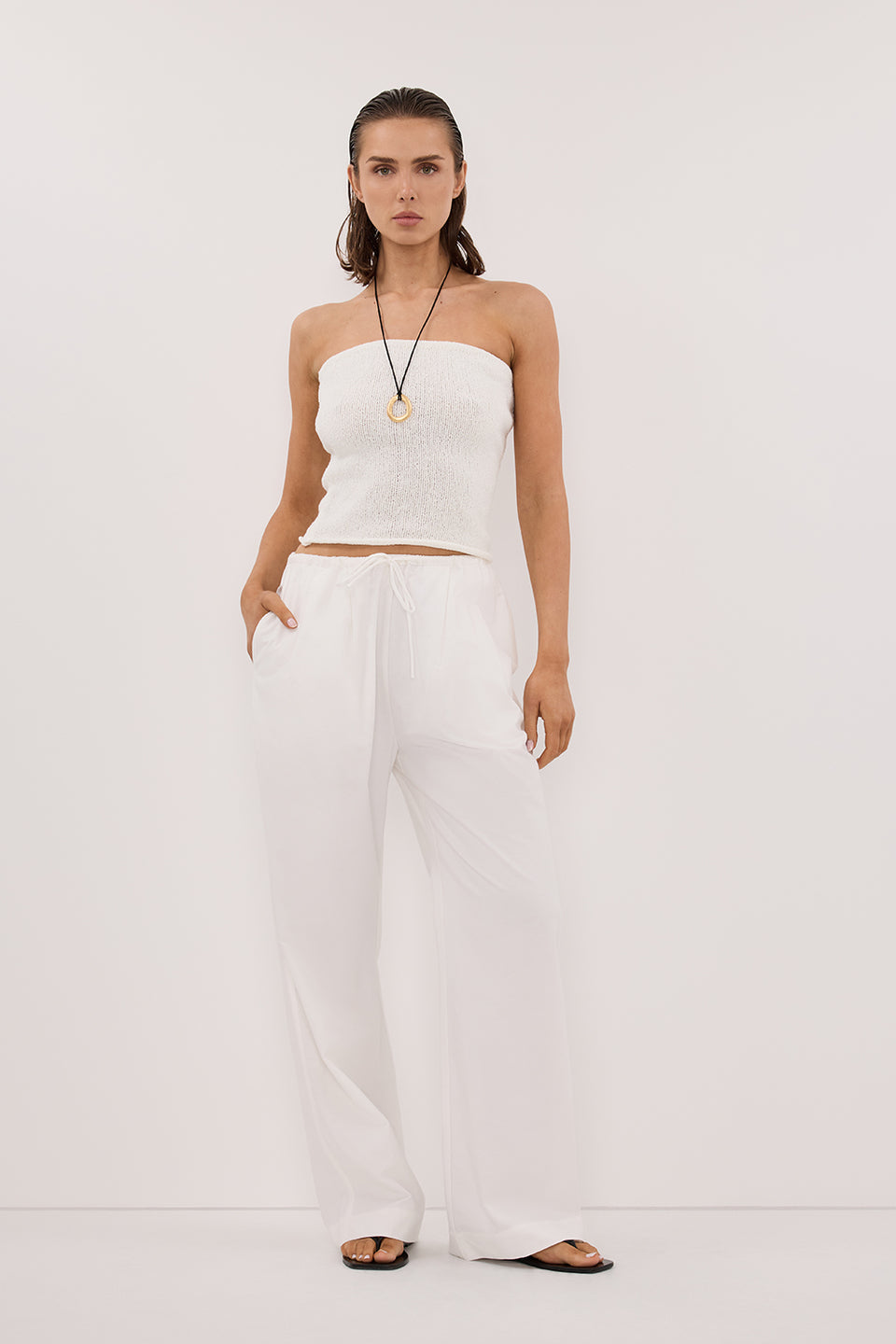 KARA OFF WHITE STRAPLESS BANDEAU KNIT TOP