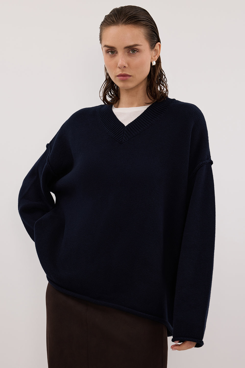 FLINT INK V NECK KNIT JUMPER